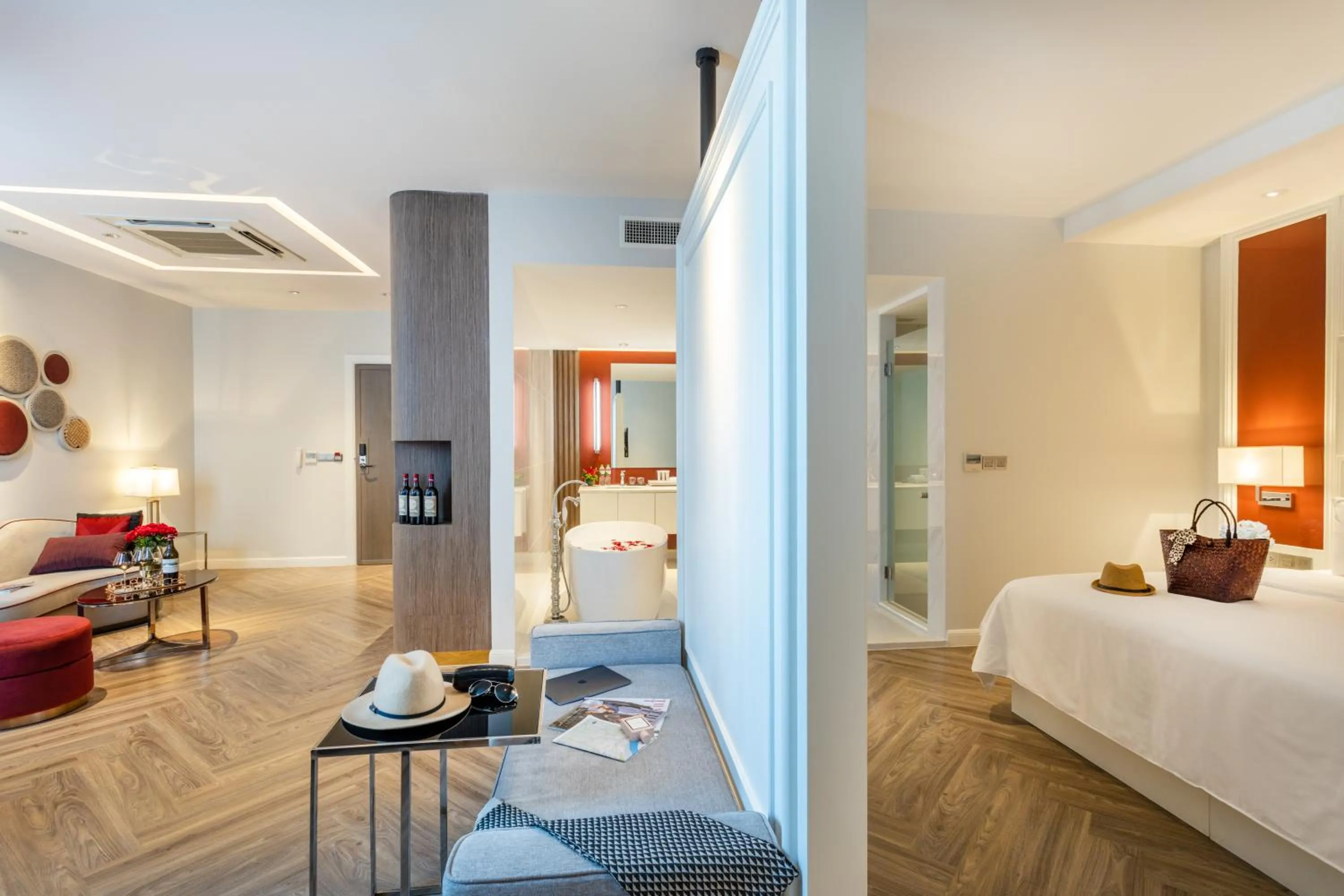 Bed in La Seine Hotel