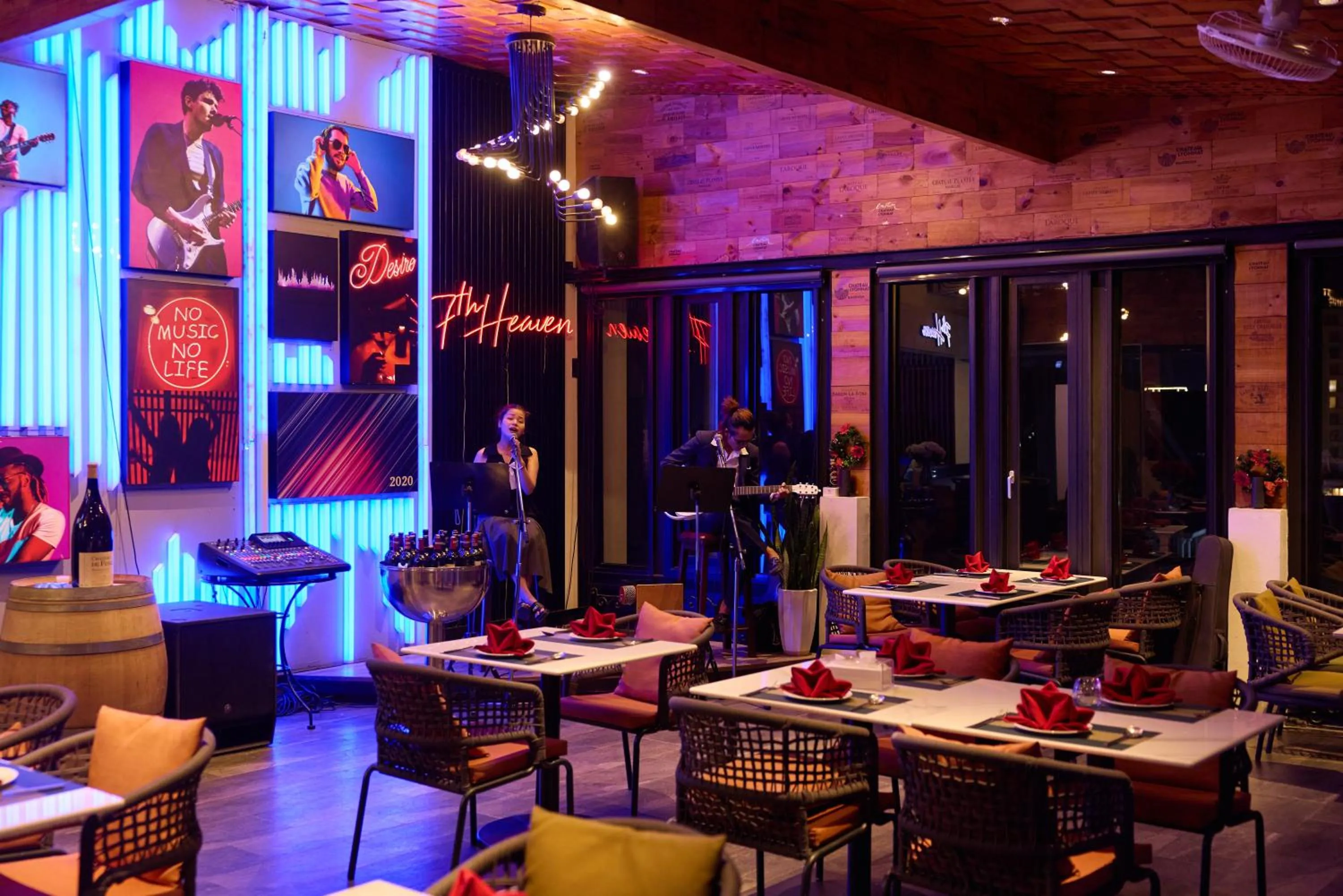 La Seine Boutique Hotel