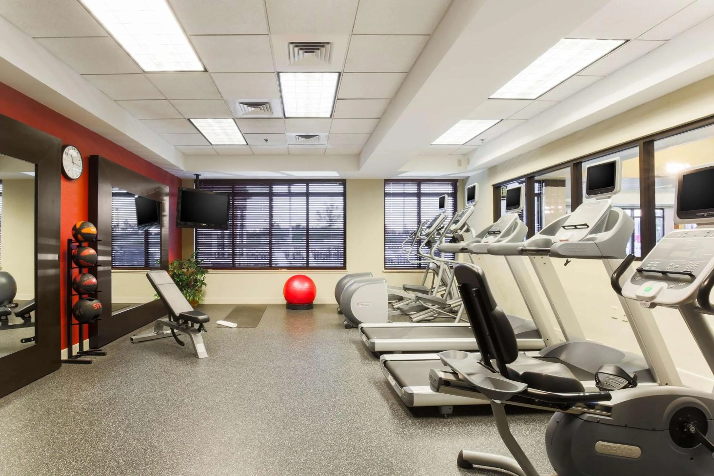 Fitness centre/facilities in Hilton Garden Inn Anchorage