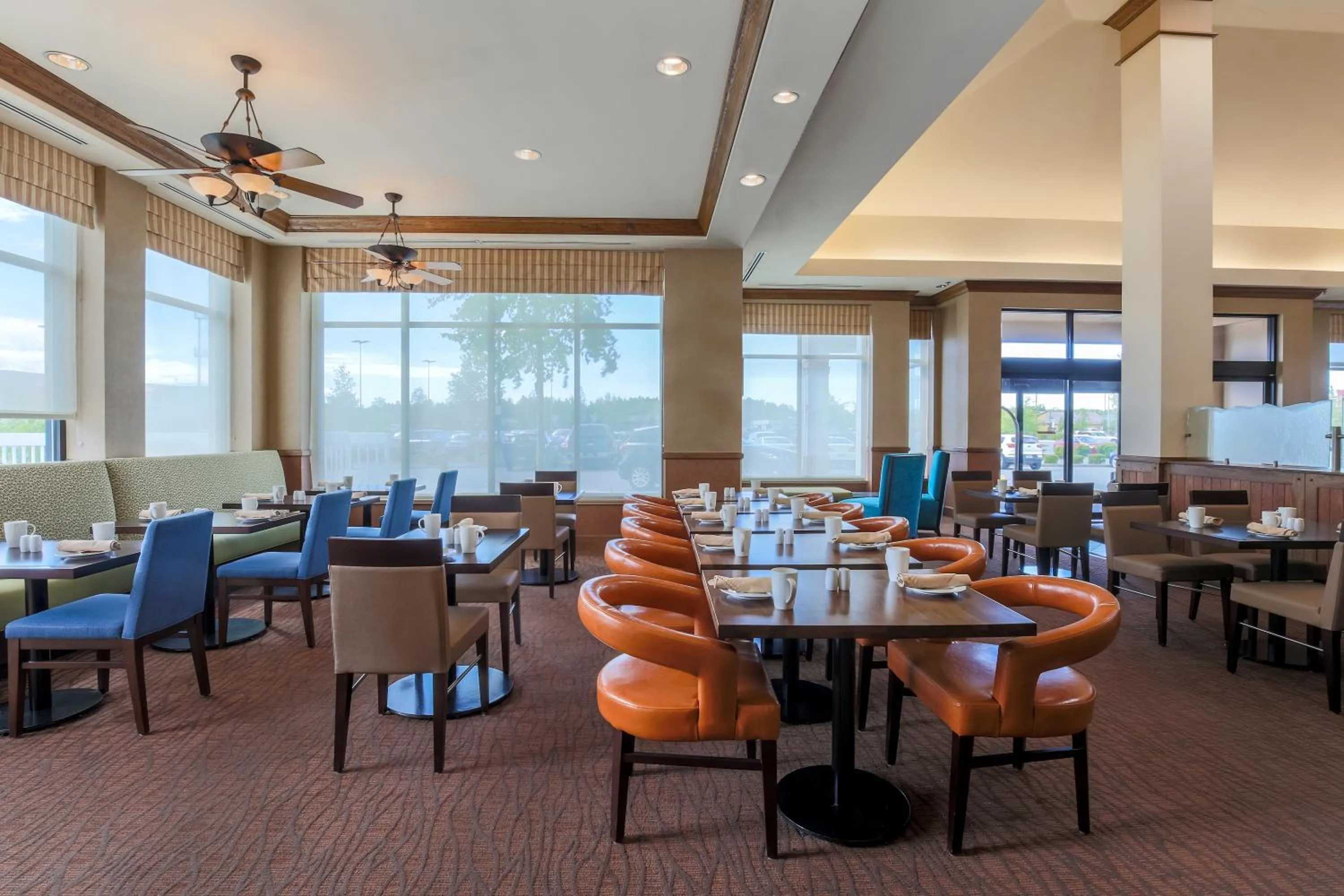 Restaurant/places to eat in Hilton Garden Inn Anchorage
