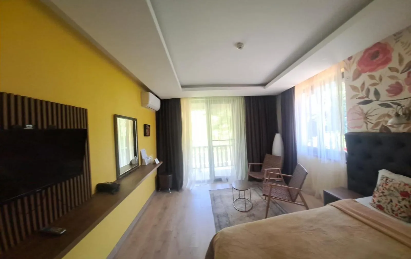 air conditioner, Bed in Park Hotel Fairy