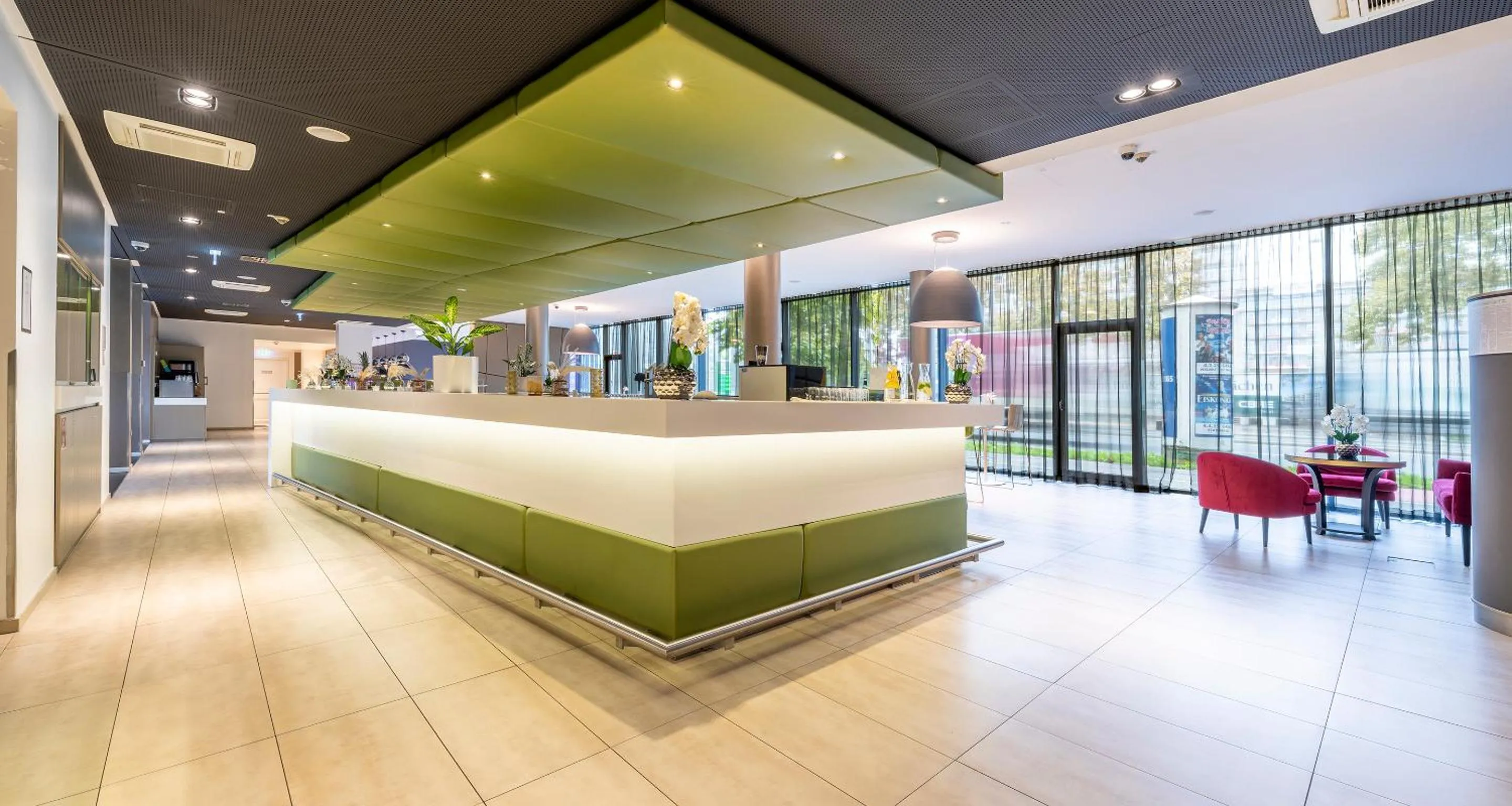 Lounge or bar in PLAZA INN Graz