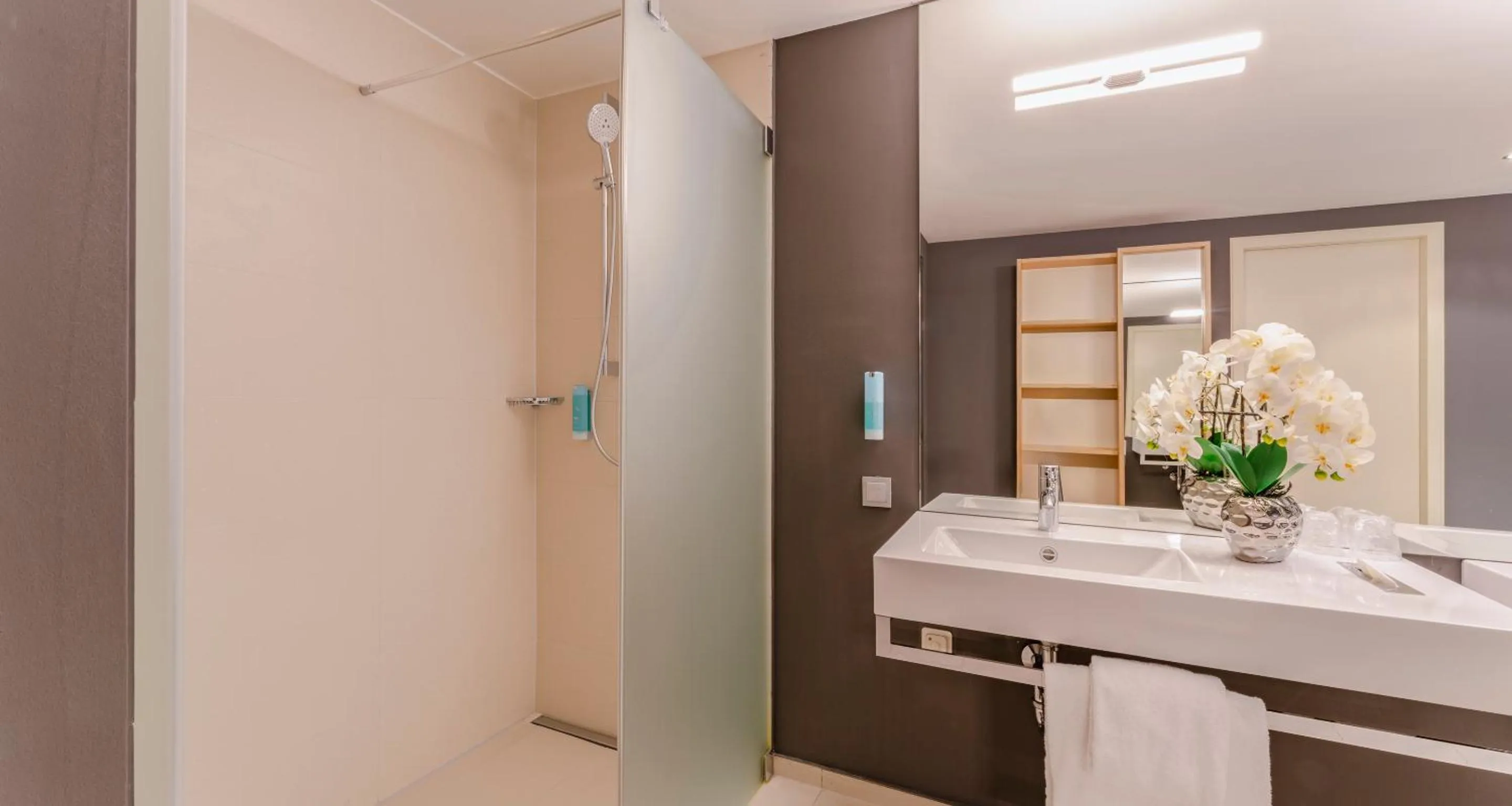 Bathroom in Roomz Graz