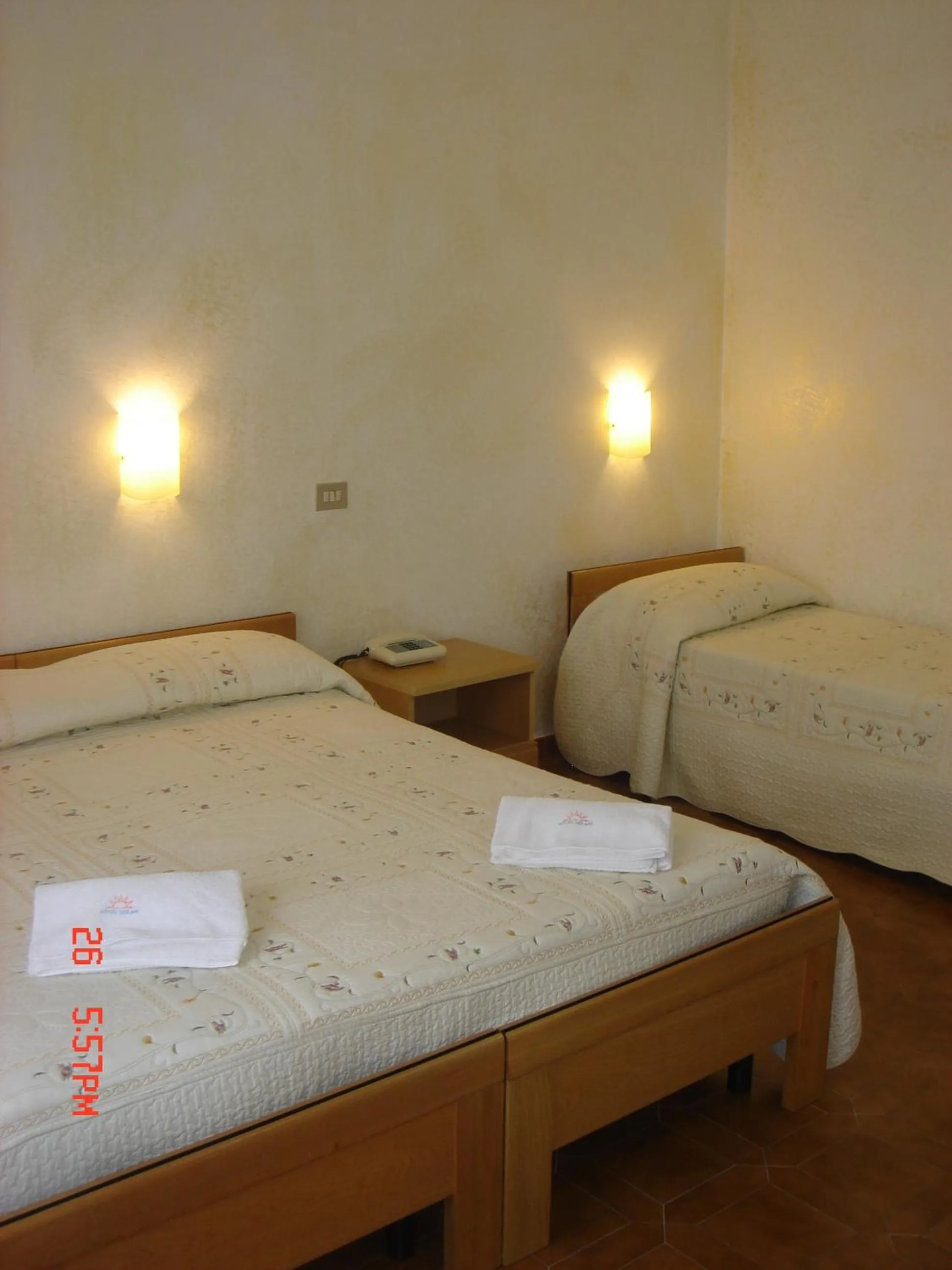 Bed in Hotel Ristorante Solari