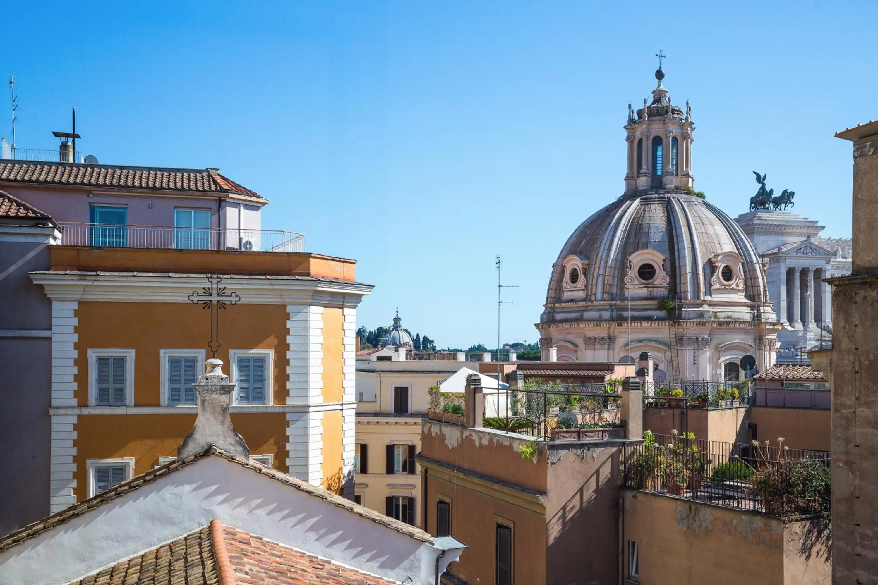 Property building in Rent in Rome - IV Novembre