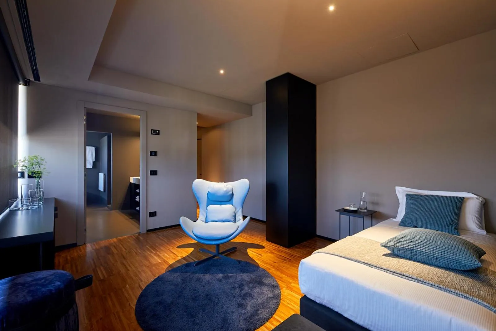 Bedroom, Bed in Delparco Hotel