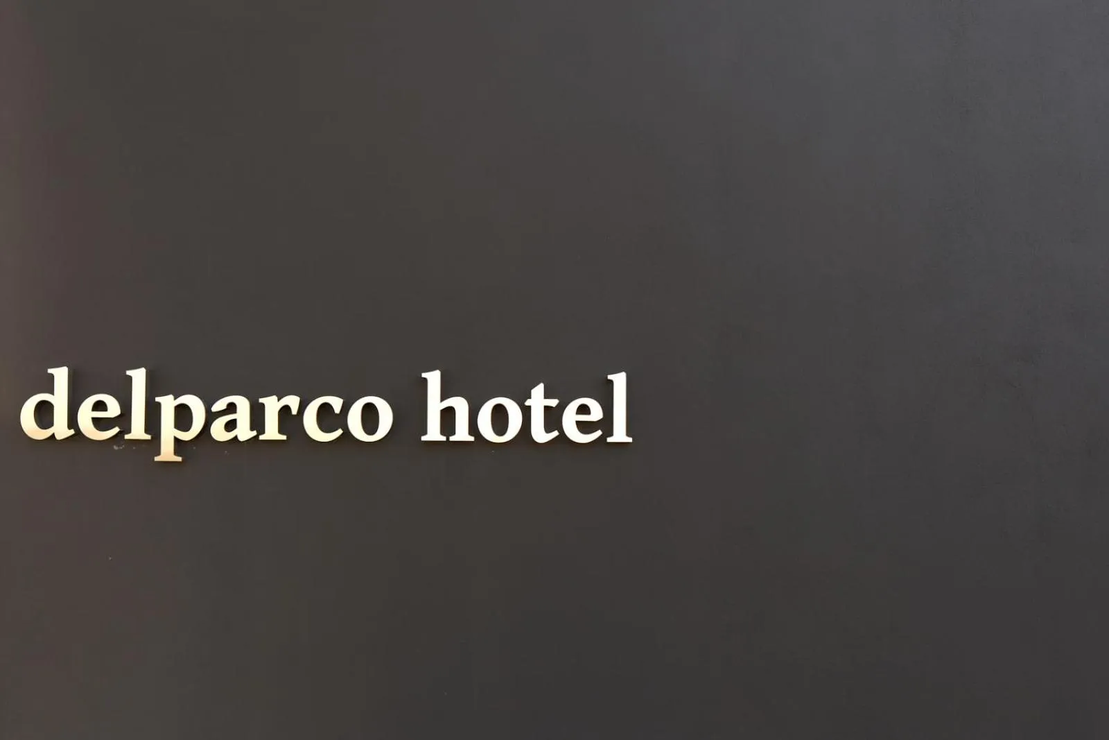 Facade/entrance in Delparco Hotel