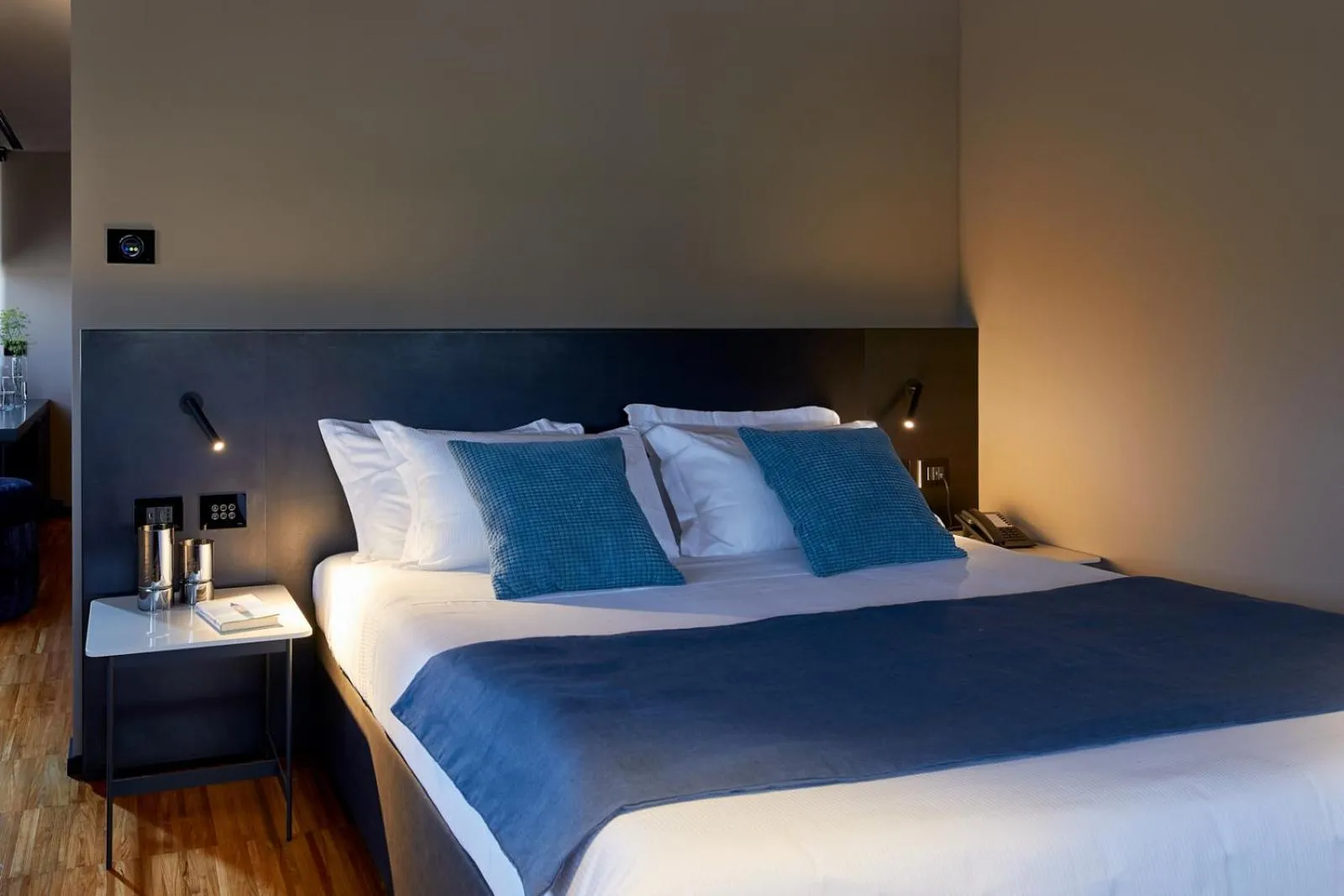 Bed in Delparco Hotel