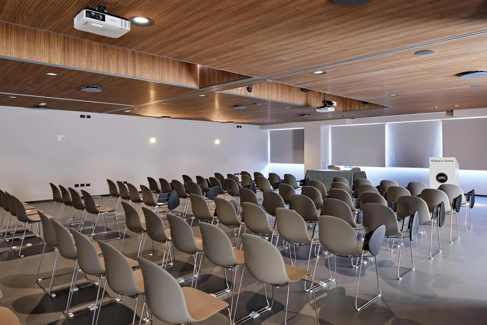 Meeting/conference room in Delparco Hotel