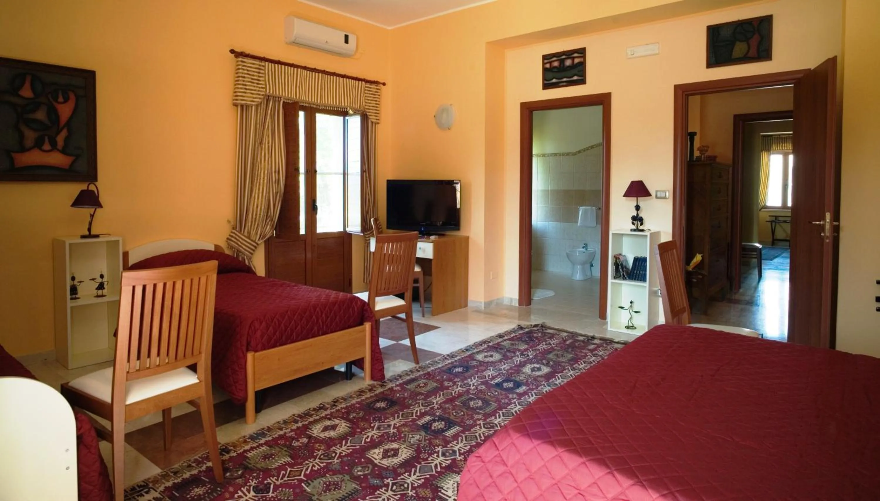 Photo of the whole room, Bed in B&B Villa Casablanca