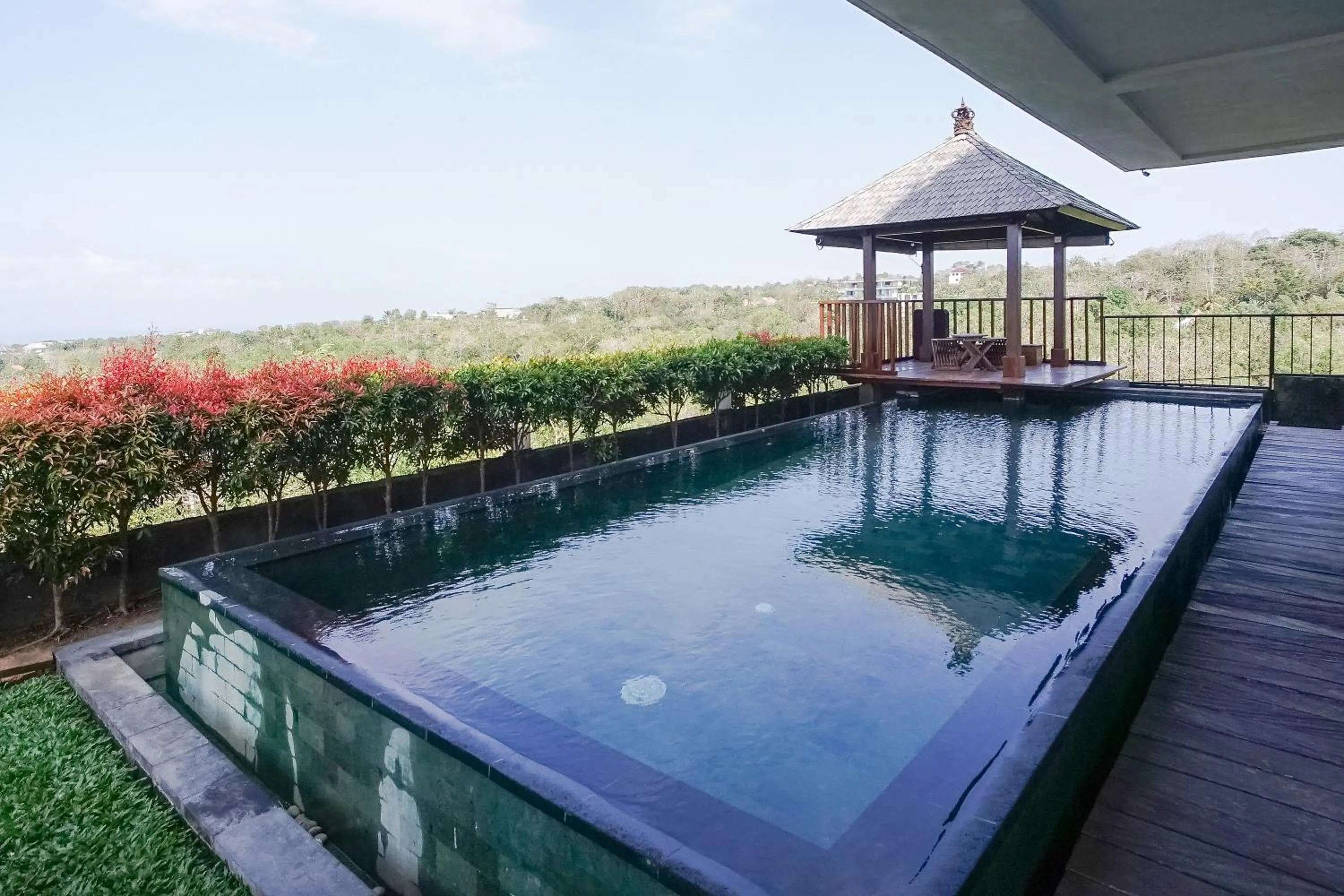 Swimming pool in The Ocean Views Luxury Villas & Apartment
