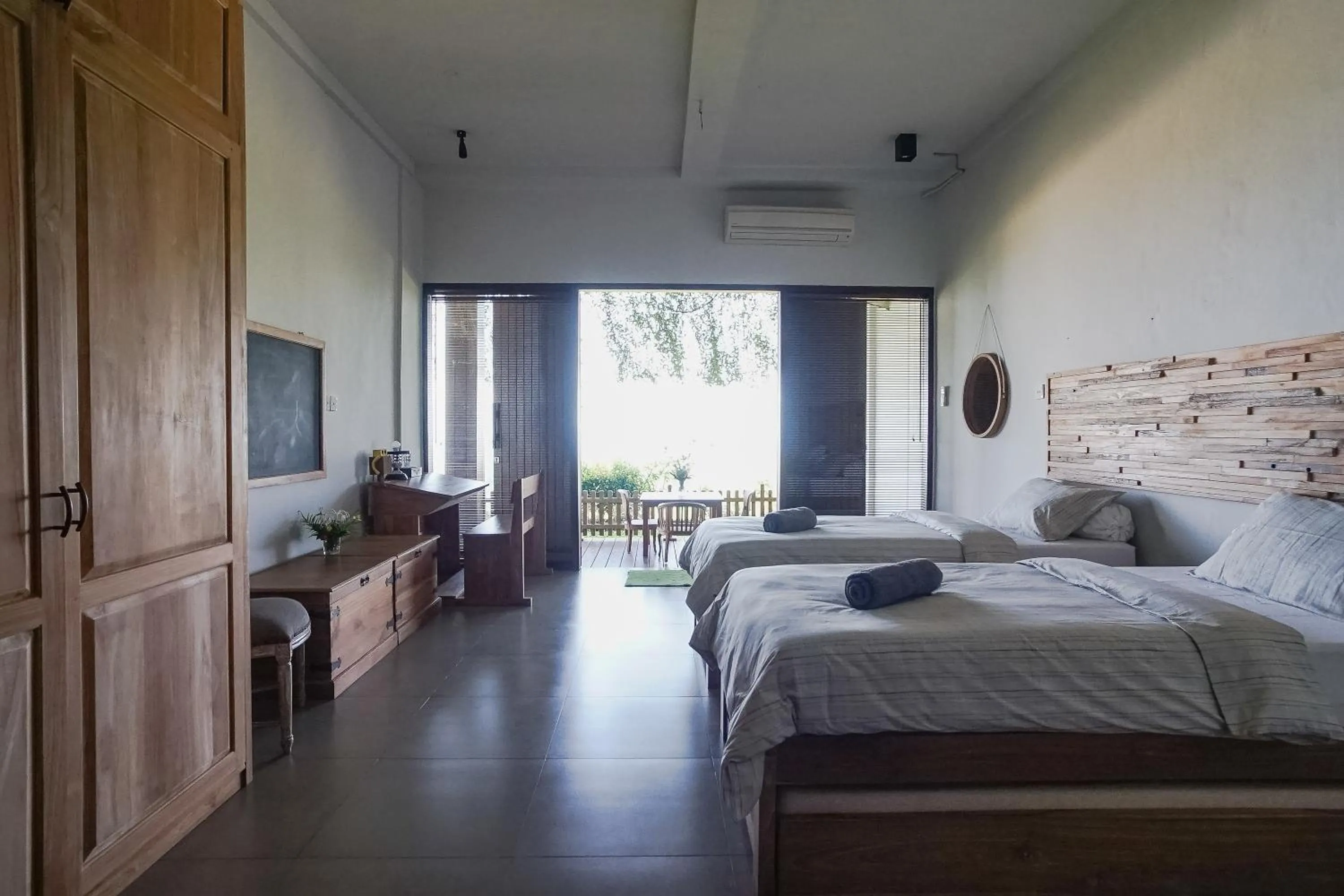 Bed in The Ocean Views Luxury Villas & Apartment