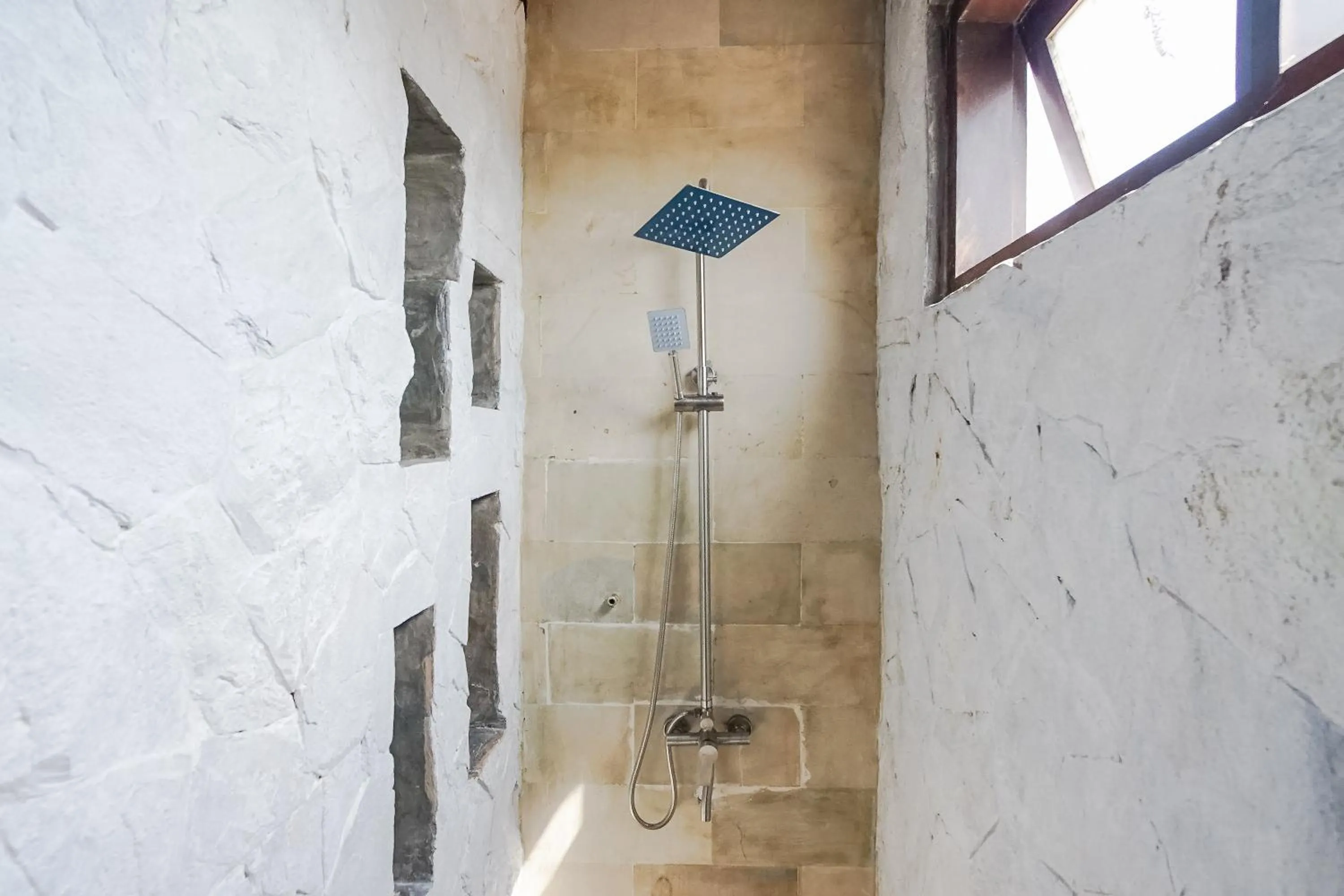 Shower in The Ocean Views Luxury Villas & Apartment