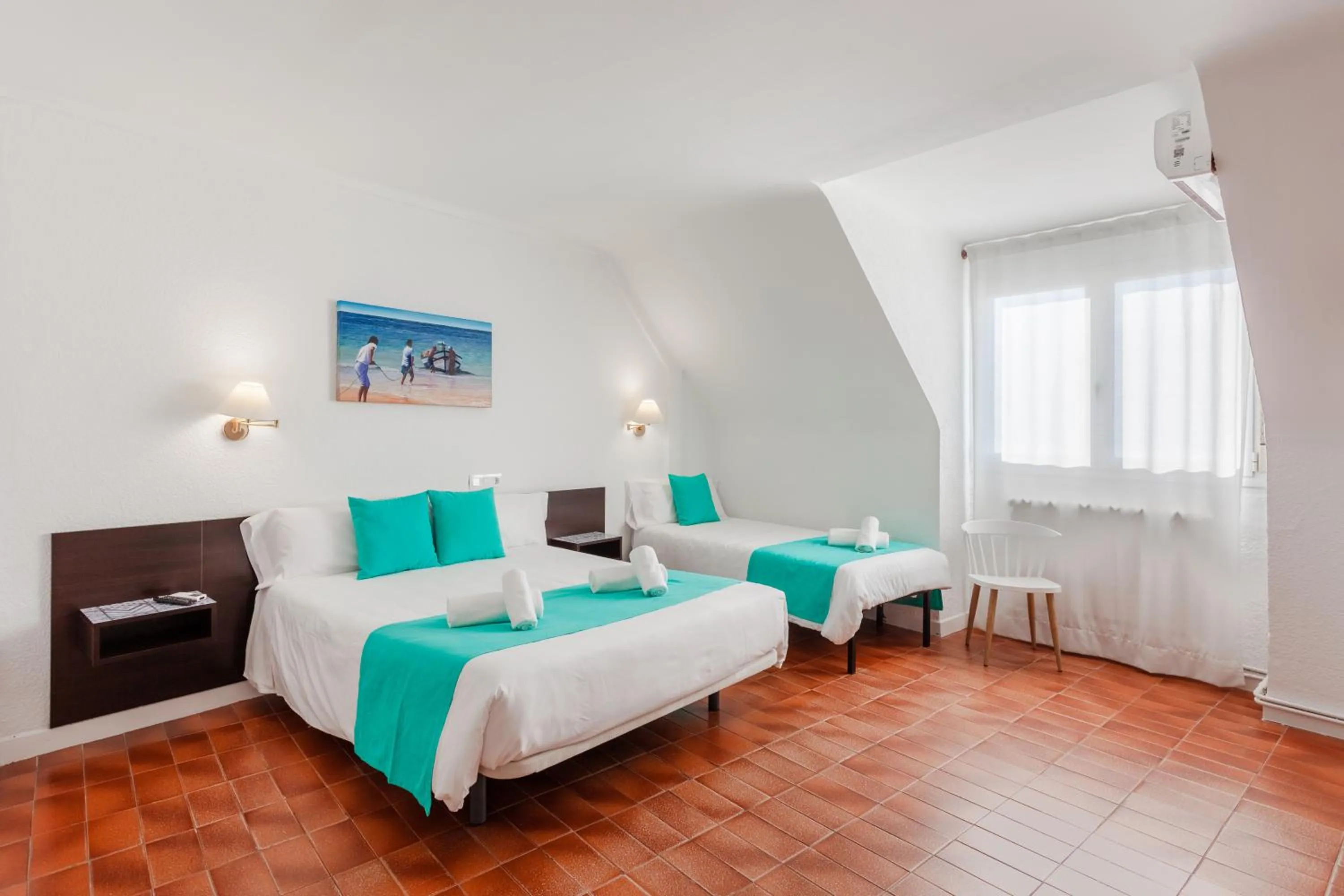 Bed in Checkin Torredembarra