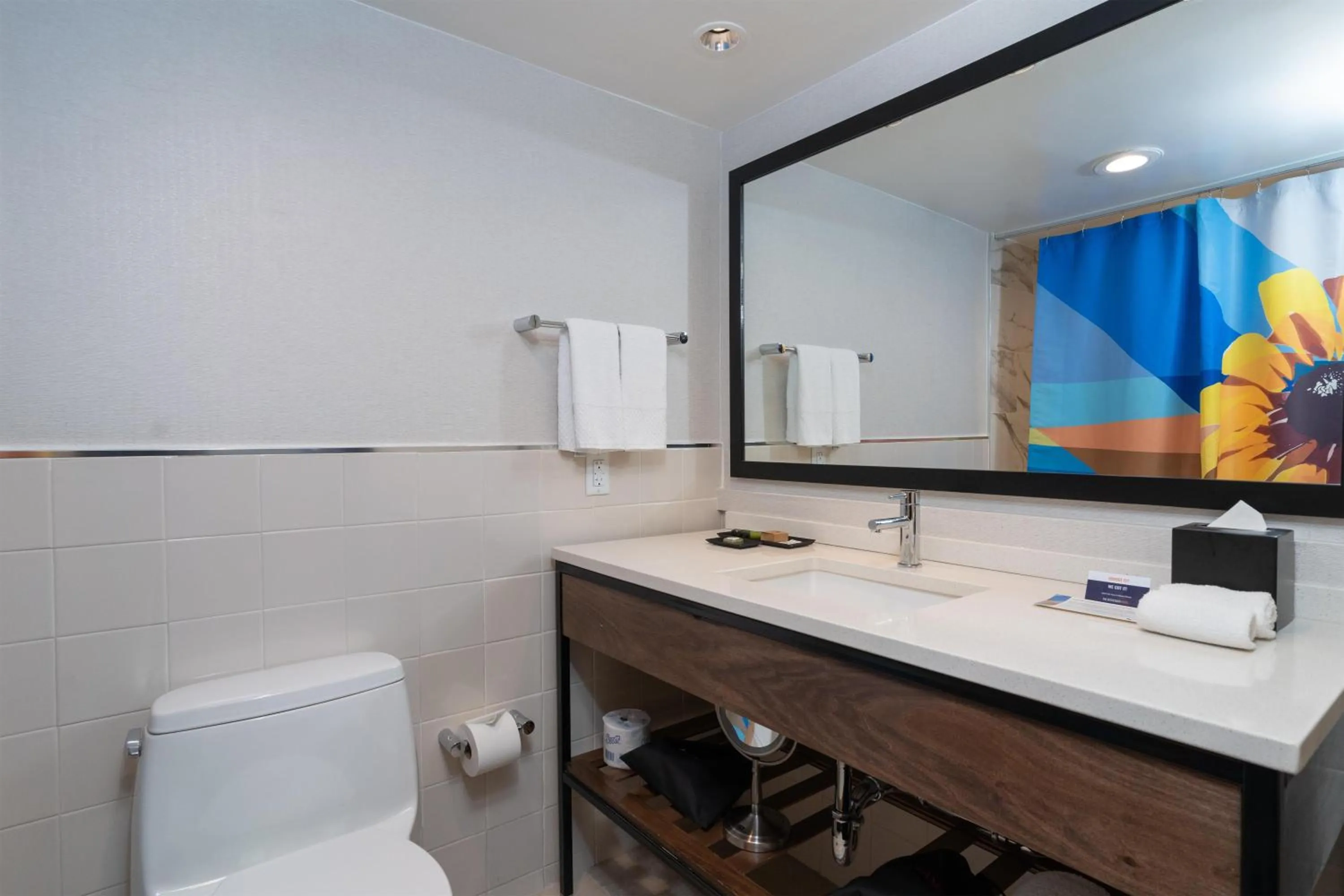 Bathroom in The Bethesdan Hotel, Tapestry Collection by Hilton