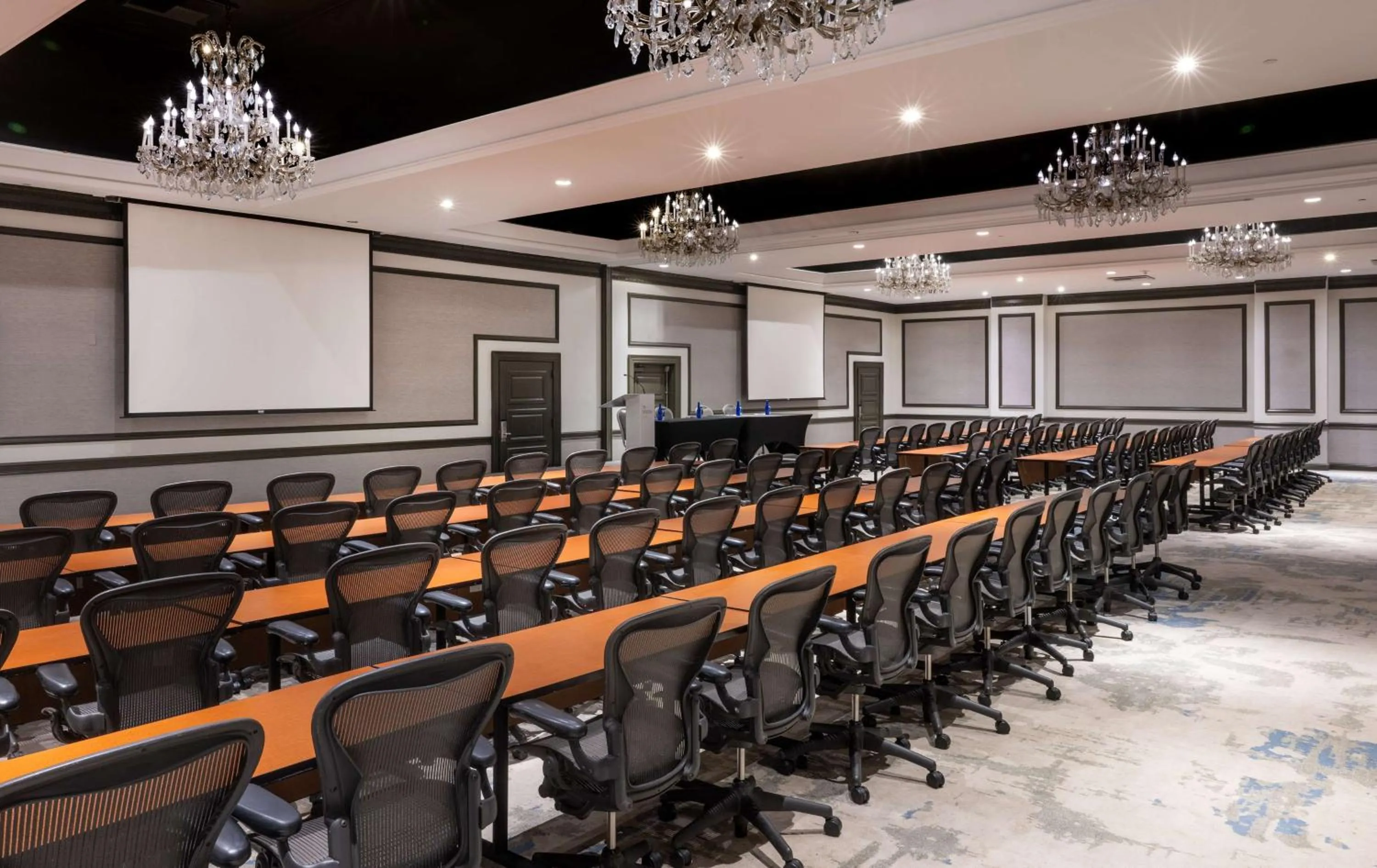 Meeting/conference room in The Bethesdan Hotel, Tapestry Collection by Hilton