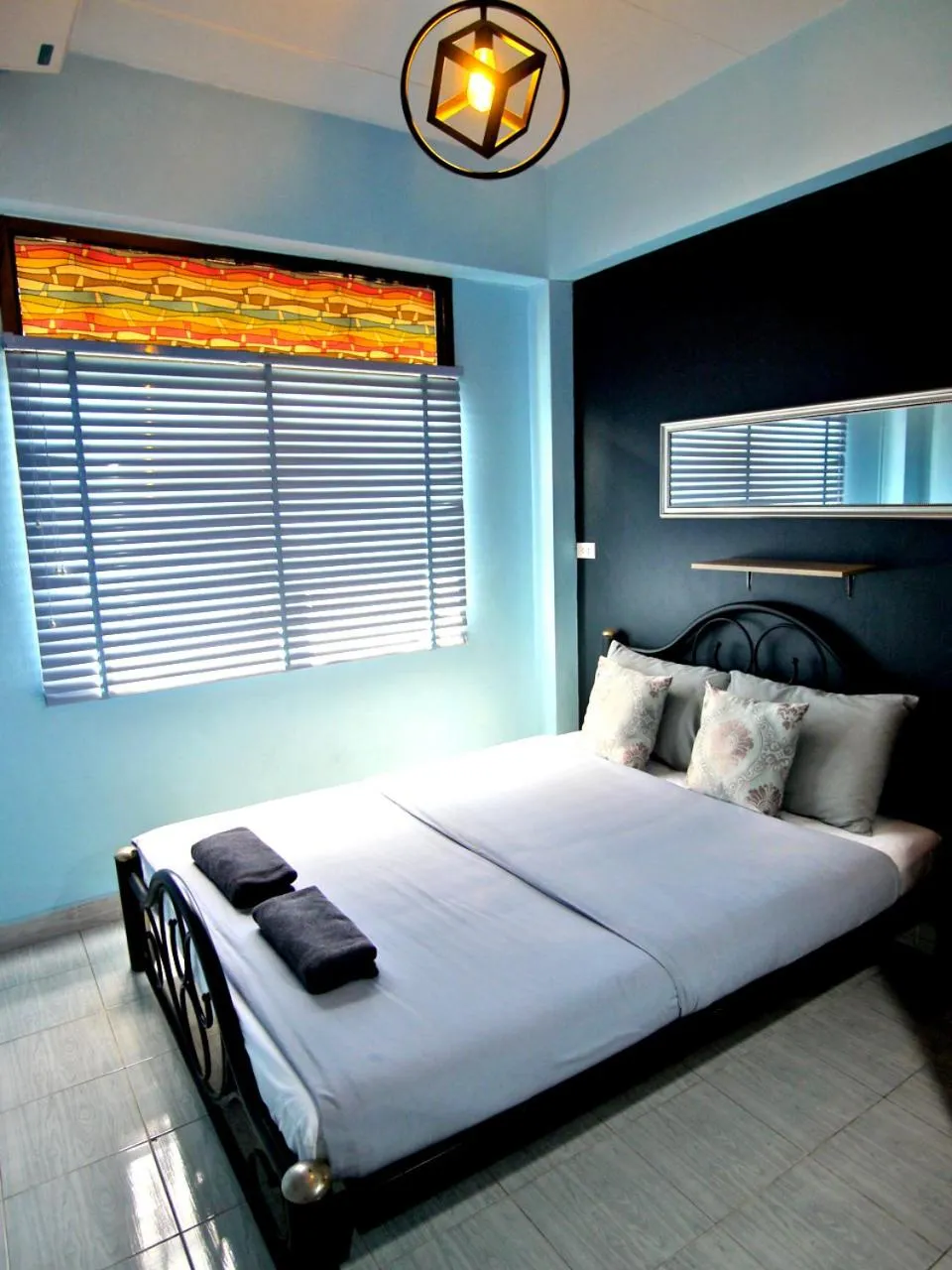 Bedroom, Bed in Mam's House Khaosan