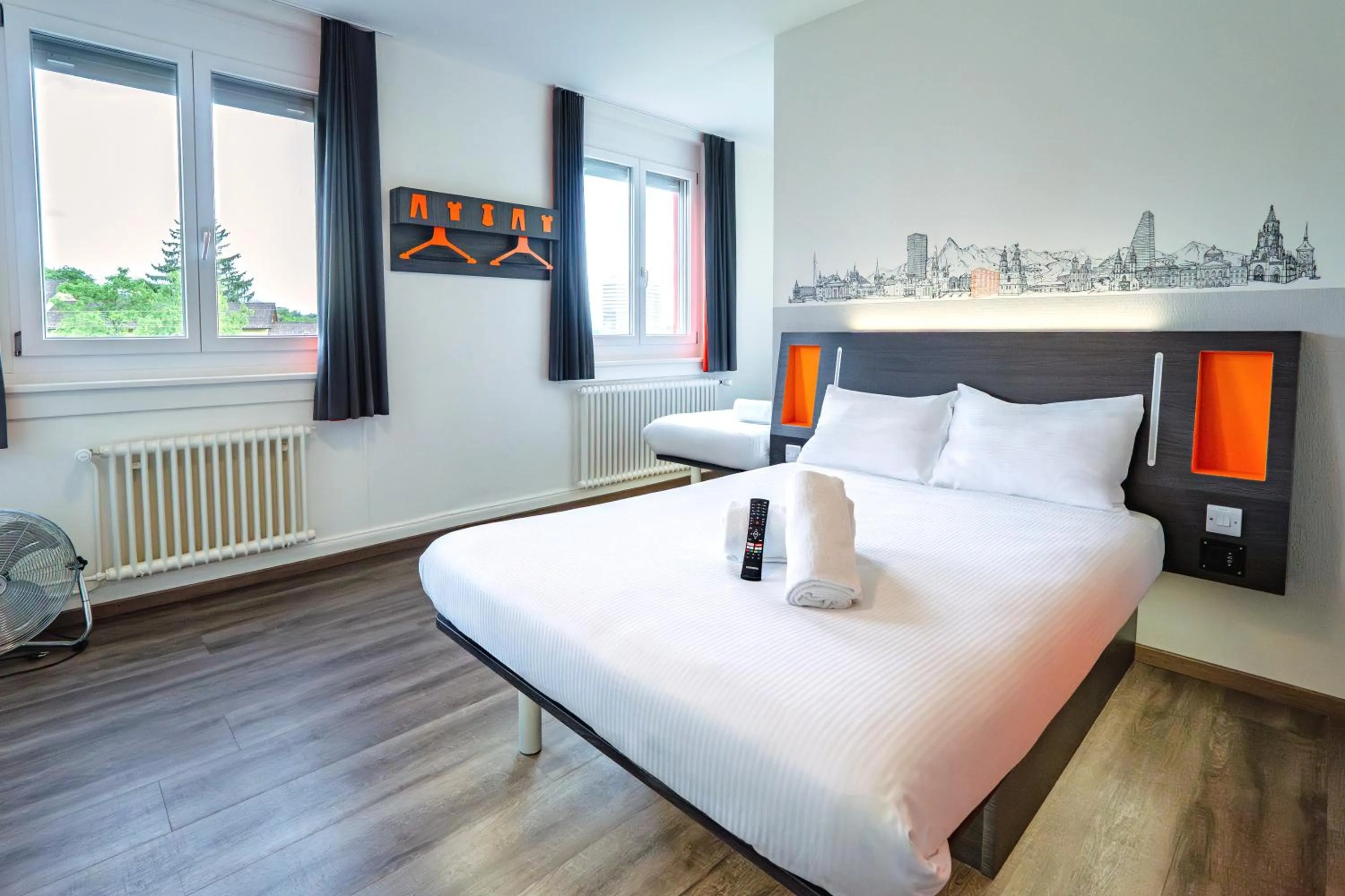 Photo of the whole room in easyHotel Zürich City West