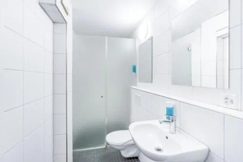 Delta City Hotels - Self check-in