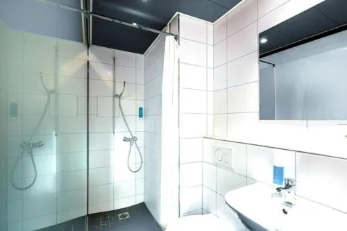 Delta City Hotels - Self check-in