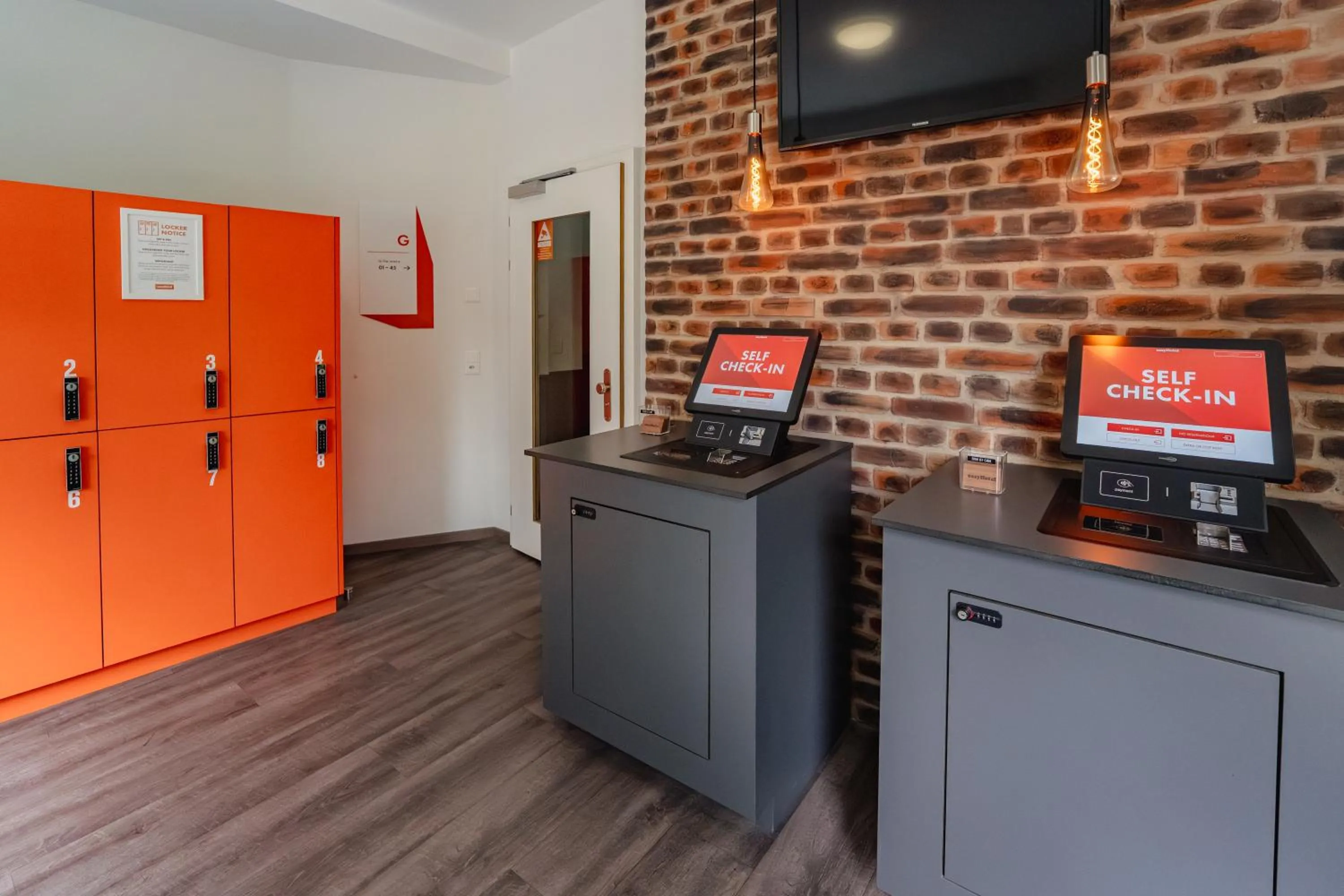 easyHotel Zürich City West