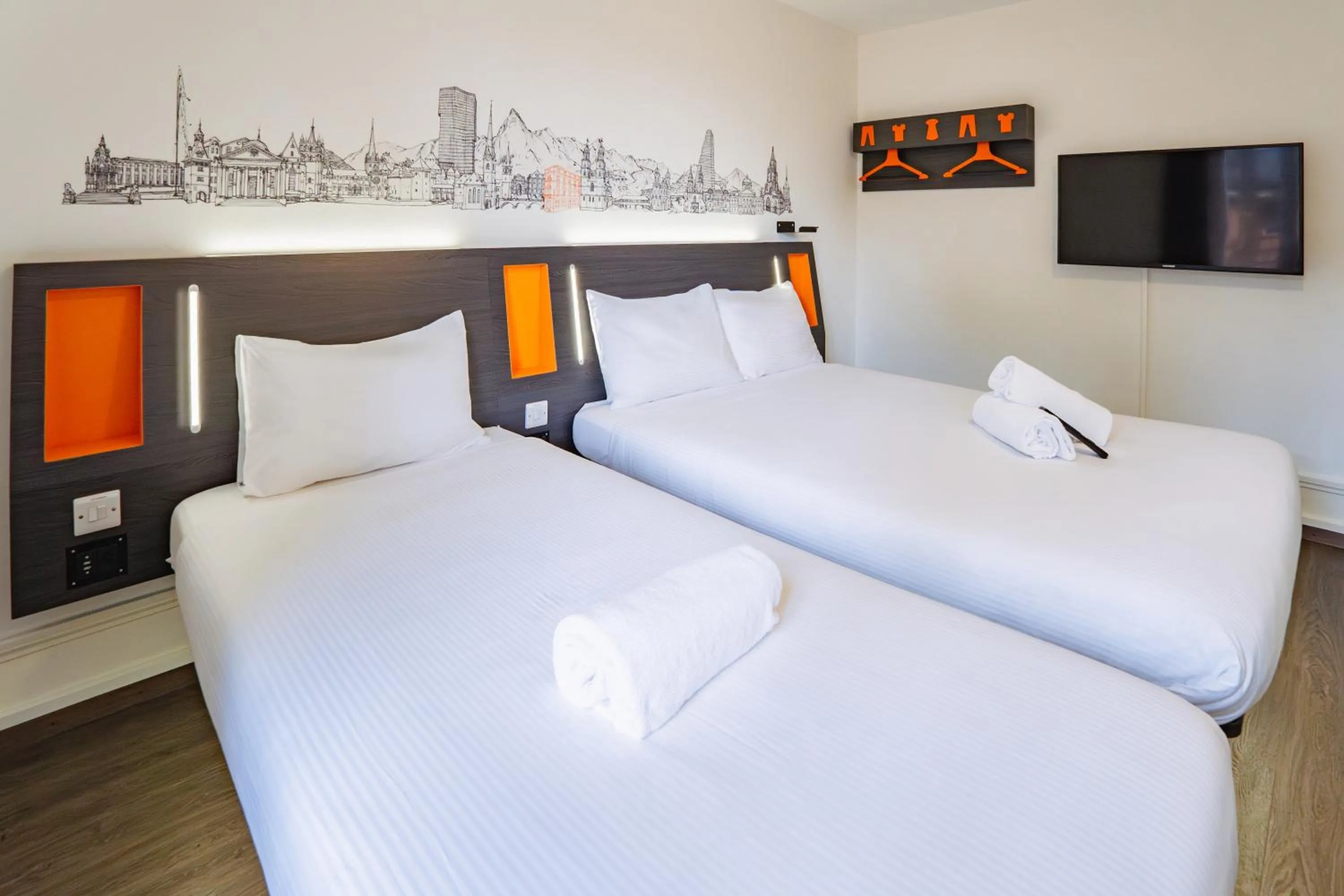 Bed in easyHotel Zürich City West
