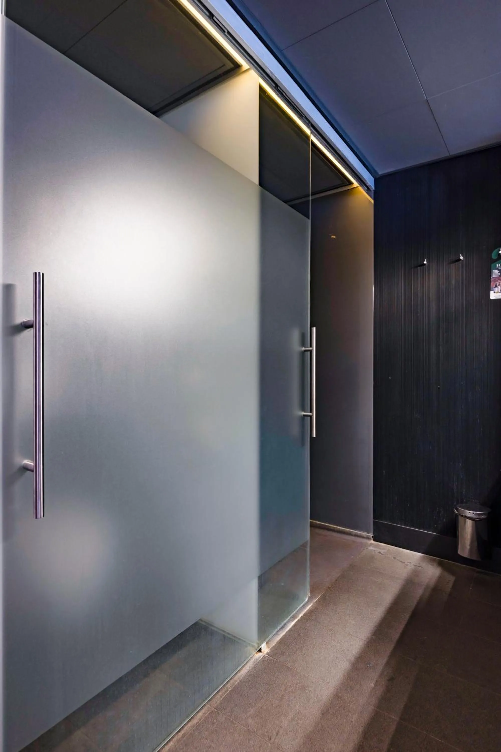 Bathroom in Fletcher Hotel-Restaurant Teugel Uden-Veghel