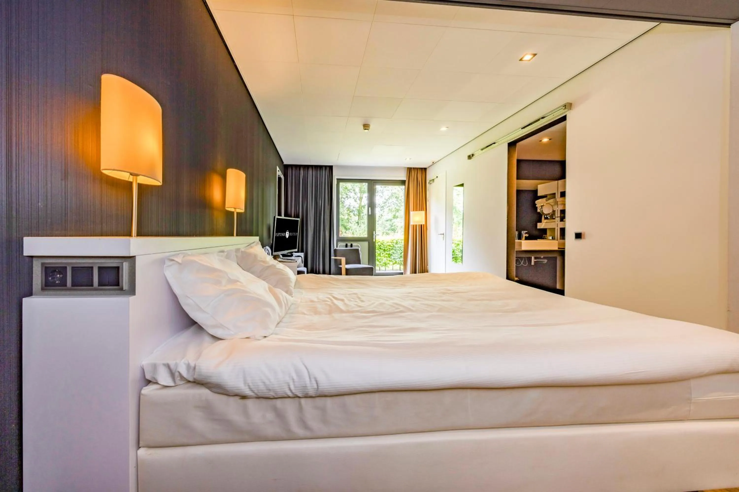 Bedroom, Bed in Fletcher Hotel-Restaurant Teugel Uden-Veghel