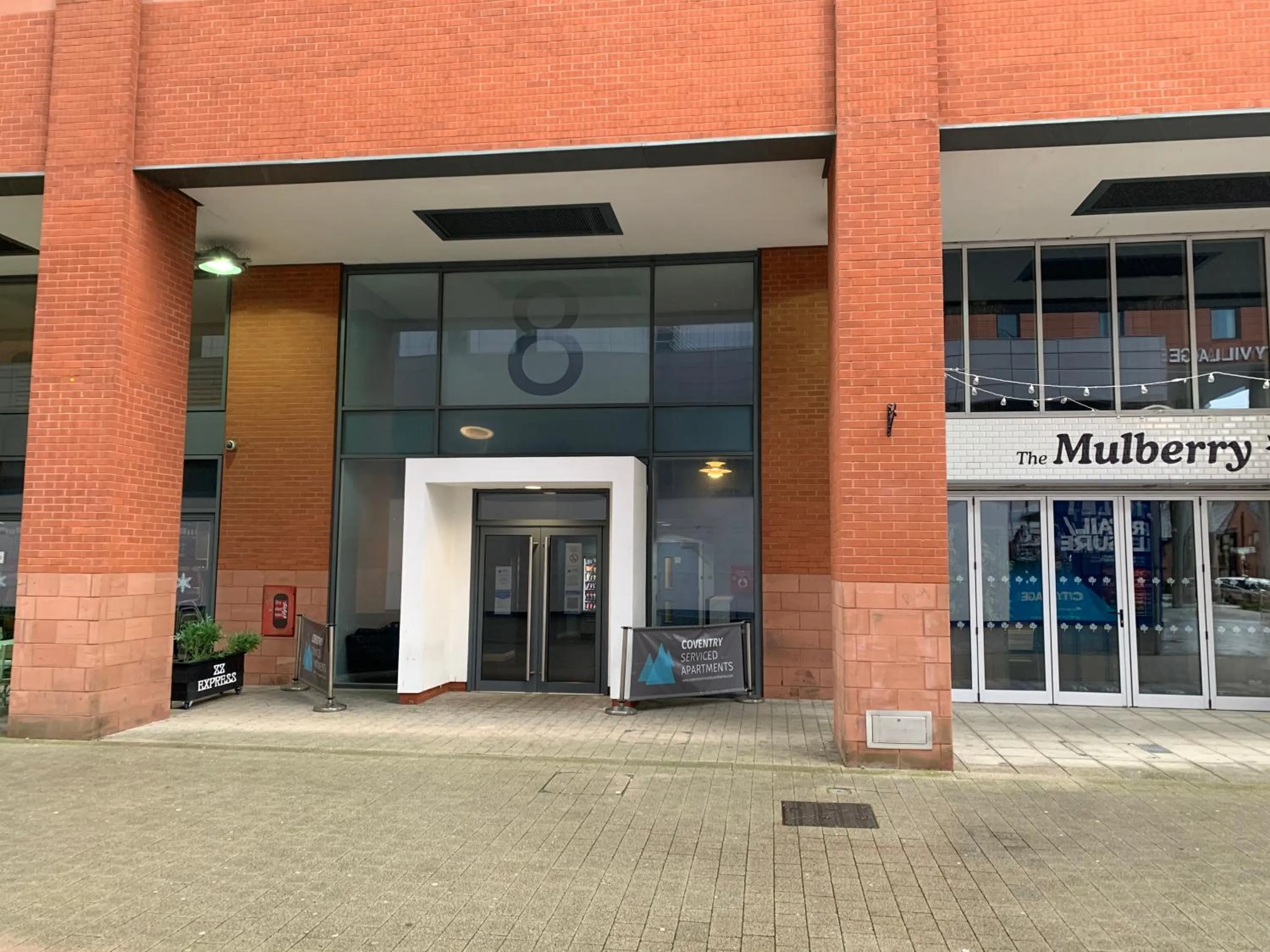 Facade/entrance in Belgrade Plaza Serviced Apartments