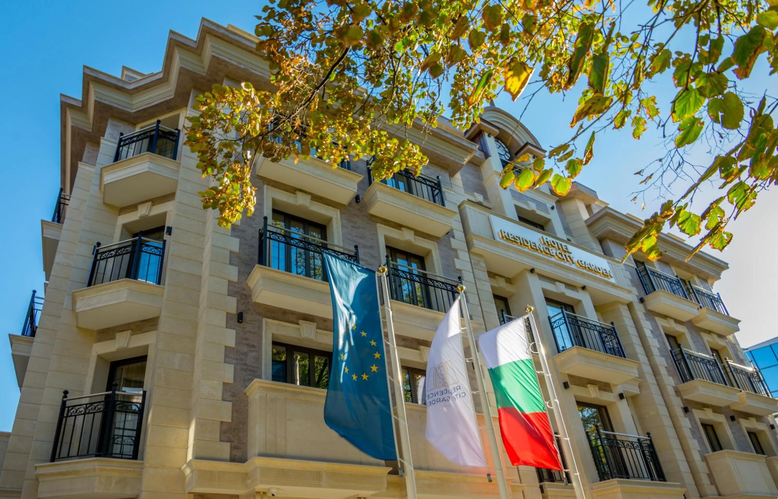 Property building in Residence City Garden - Certificate of Excellence Top 10 BEST Five-Stars City Hotels for 2024 awarded by HTIF