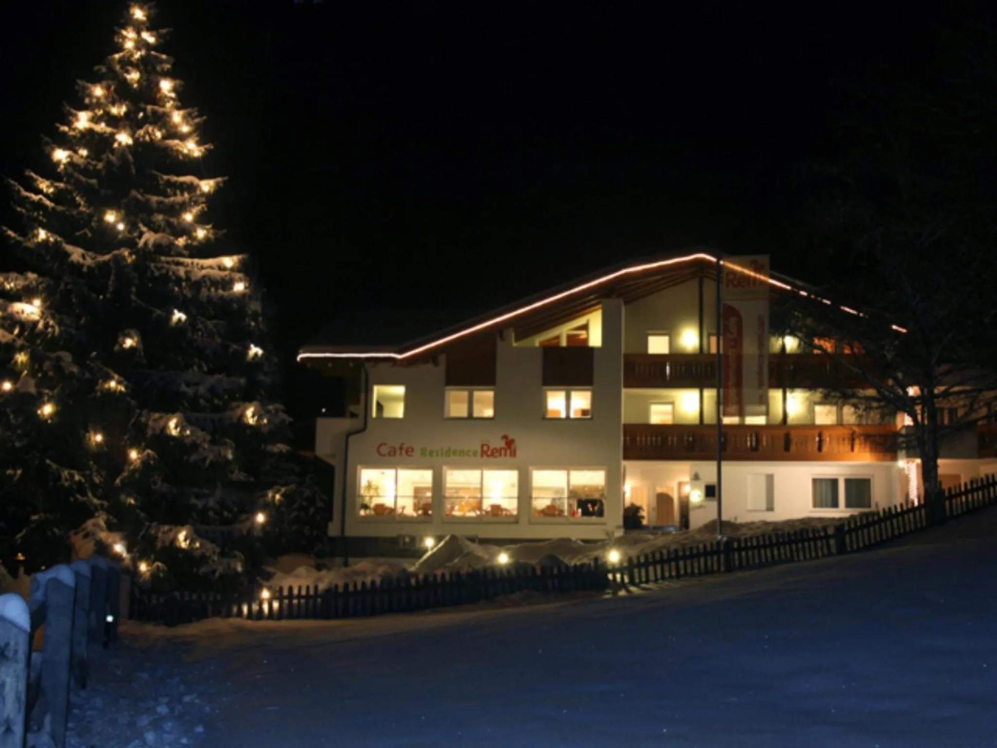 Facade/entrance in Residence Remi