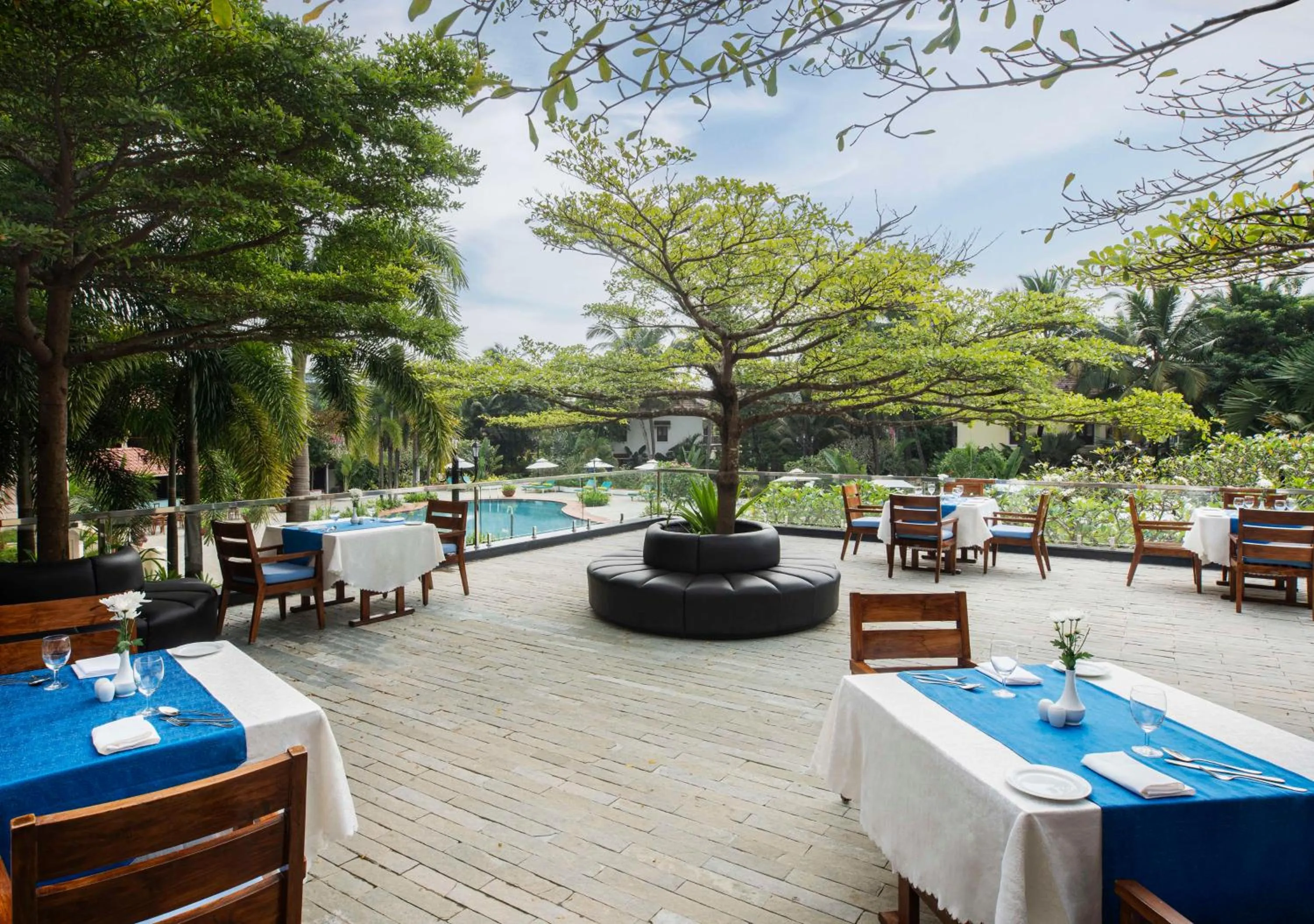 Restaurant/places to eat in Radisson Blu Resort, Goa