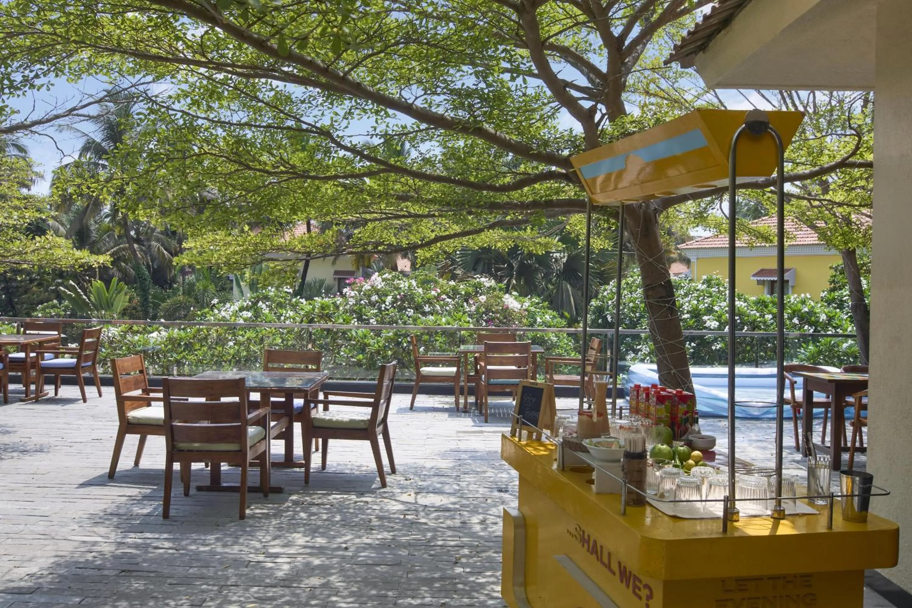 Breakfast in Radisson Blu Resort, Goa