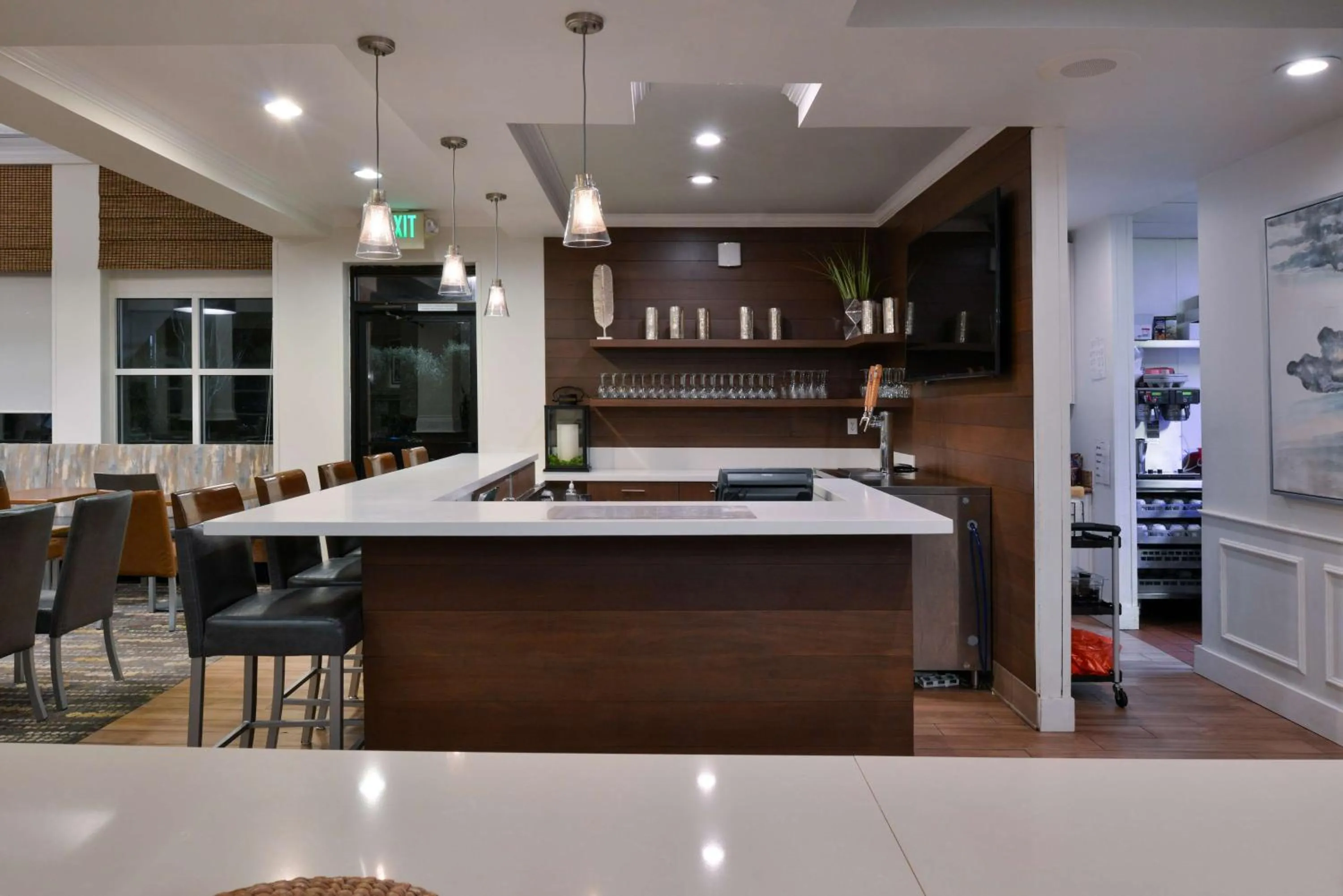 Lounge or bar in Hilton Garden Inn Napa