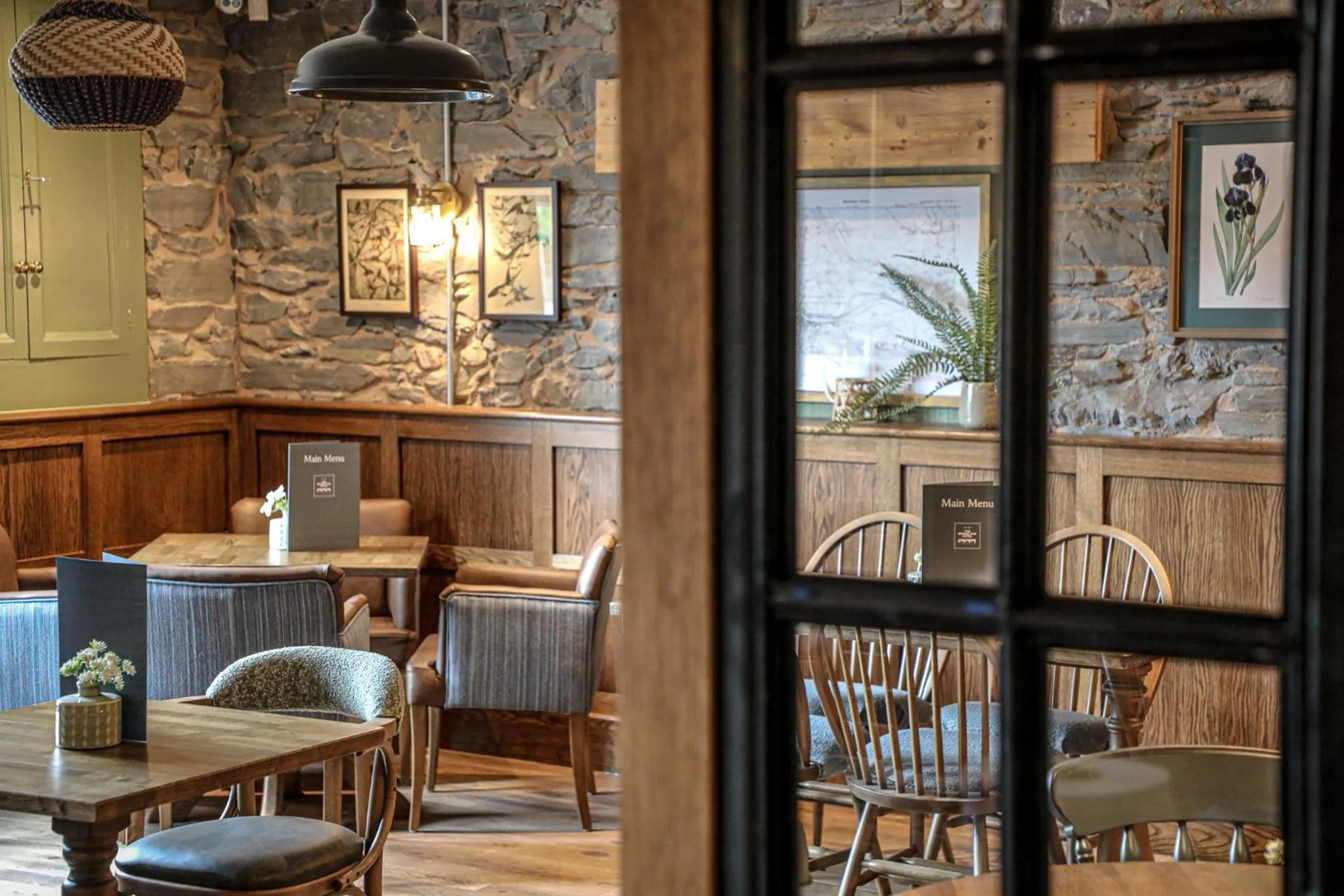 Lounge or bar in Bridge End Hotel