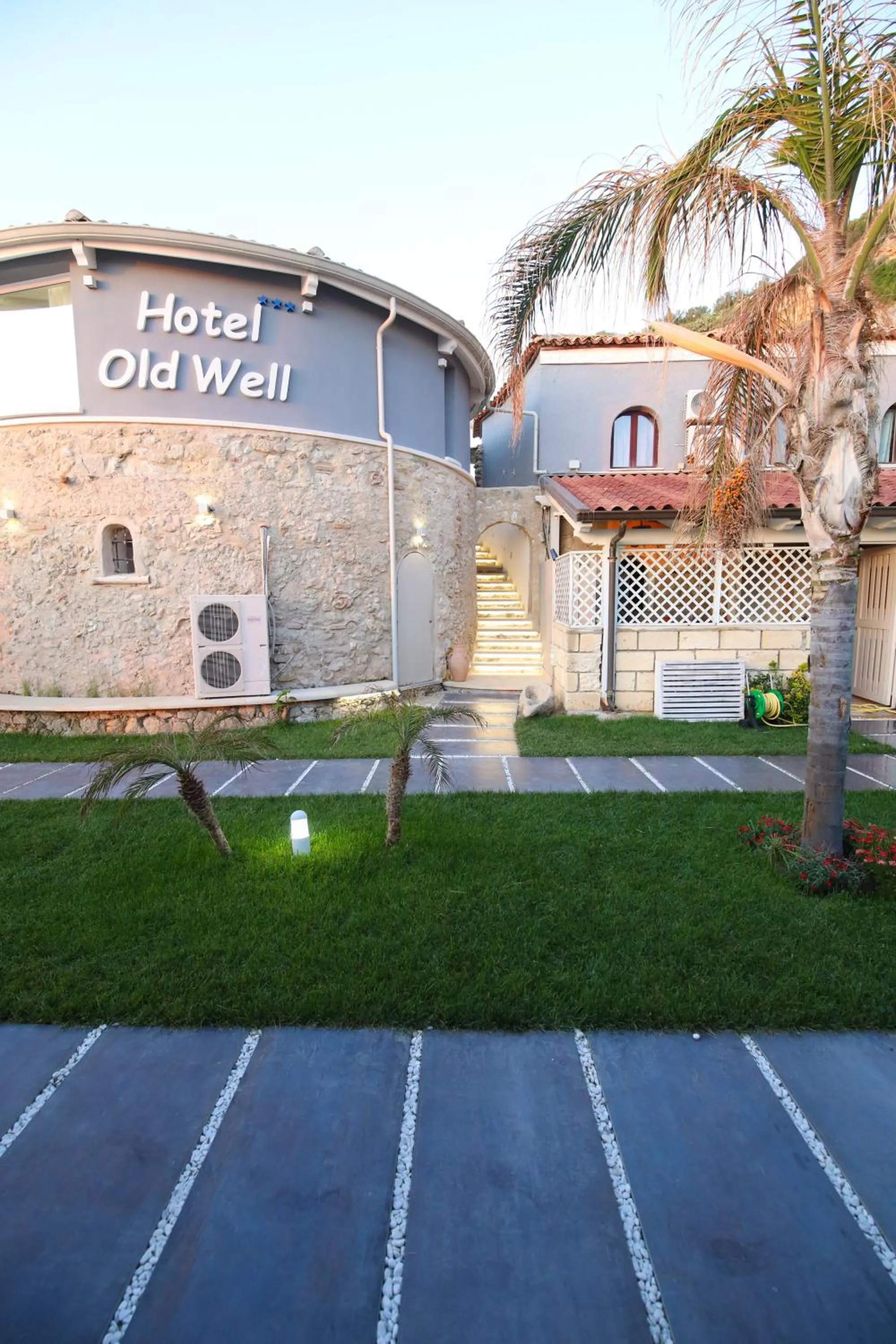 Property building in Oldwell Hotel