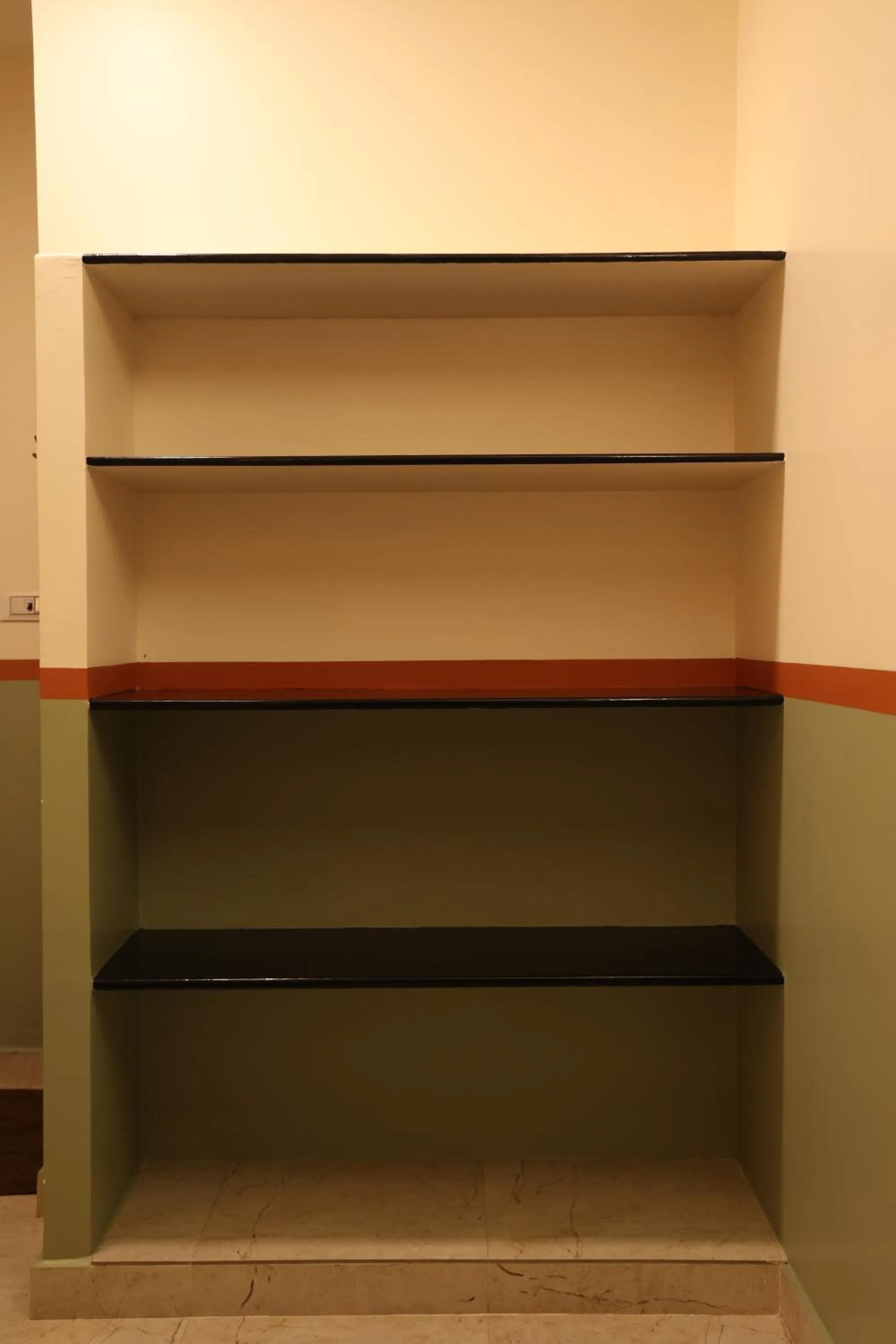 wardrobe in Dwaraka Guest House