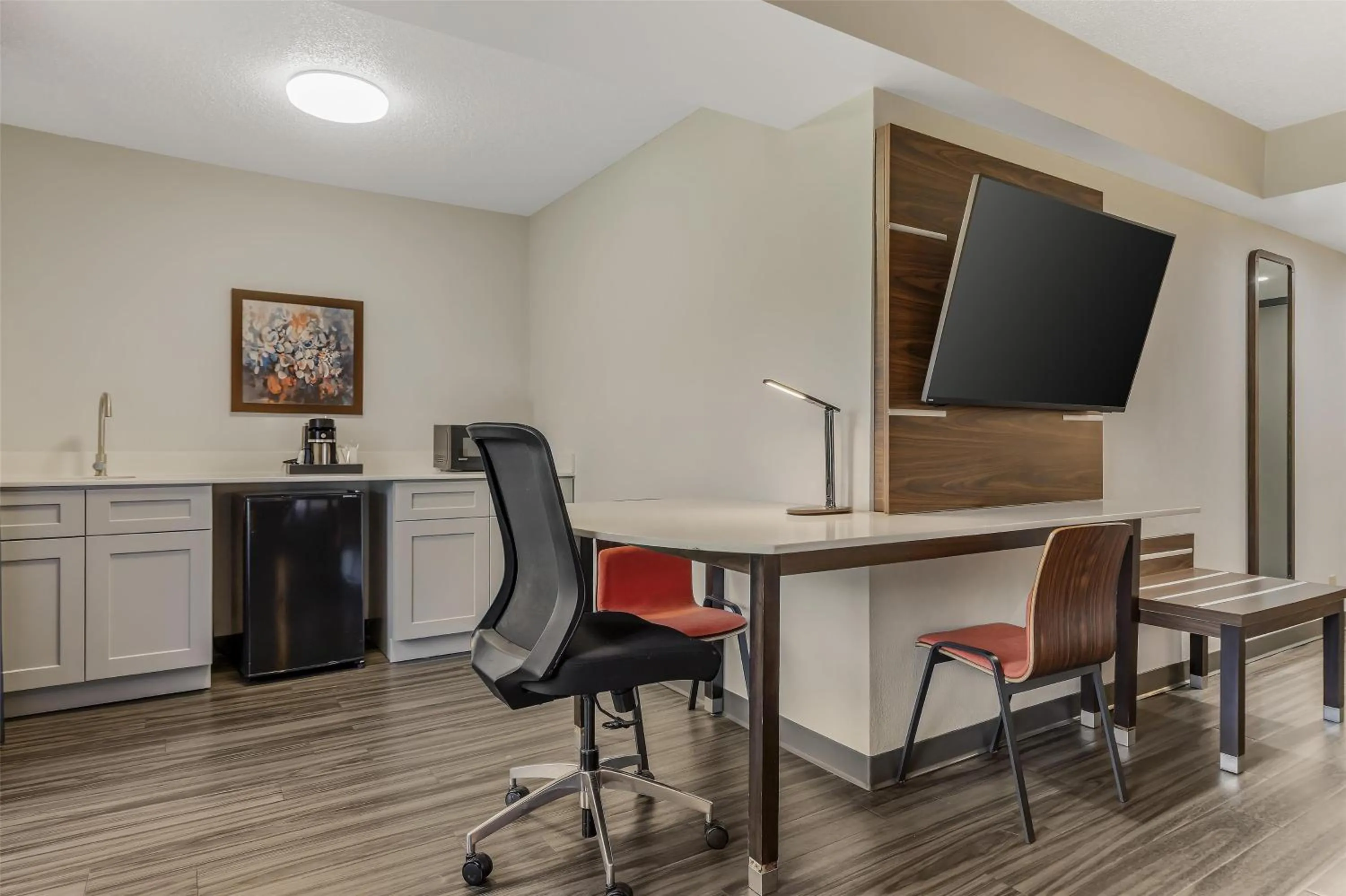 Bedroom in Best Western Plus Lexington Inn