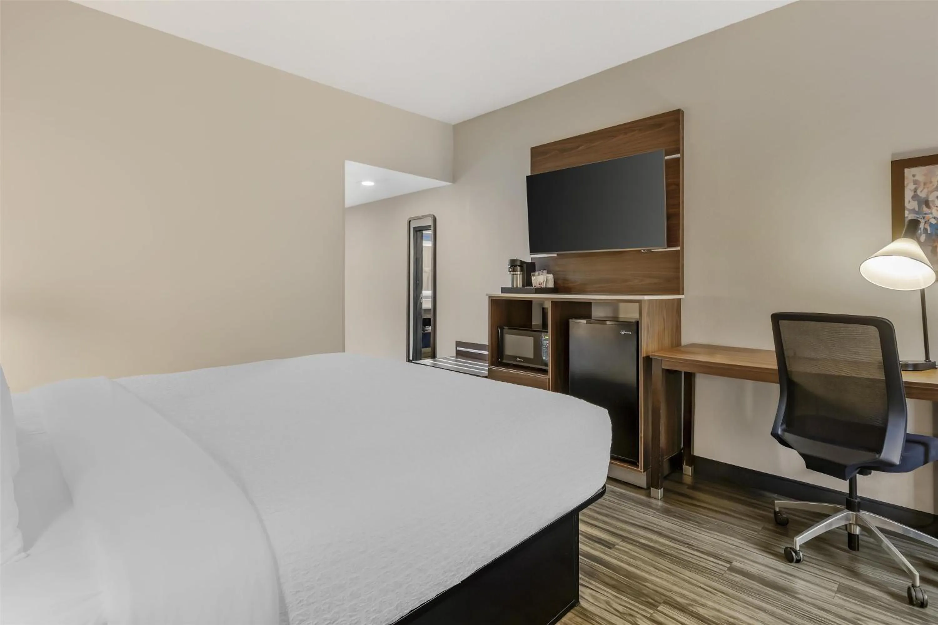 Bedroom, Bed in Best Western Plus Lexington Inn