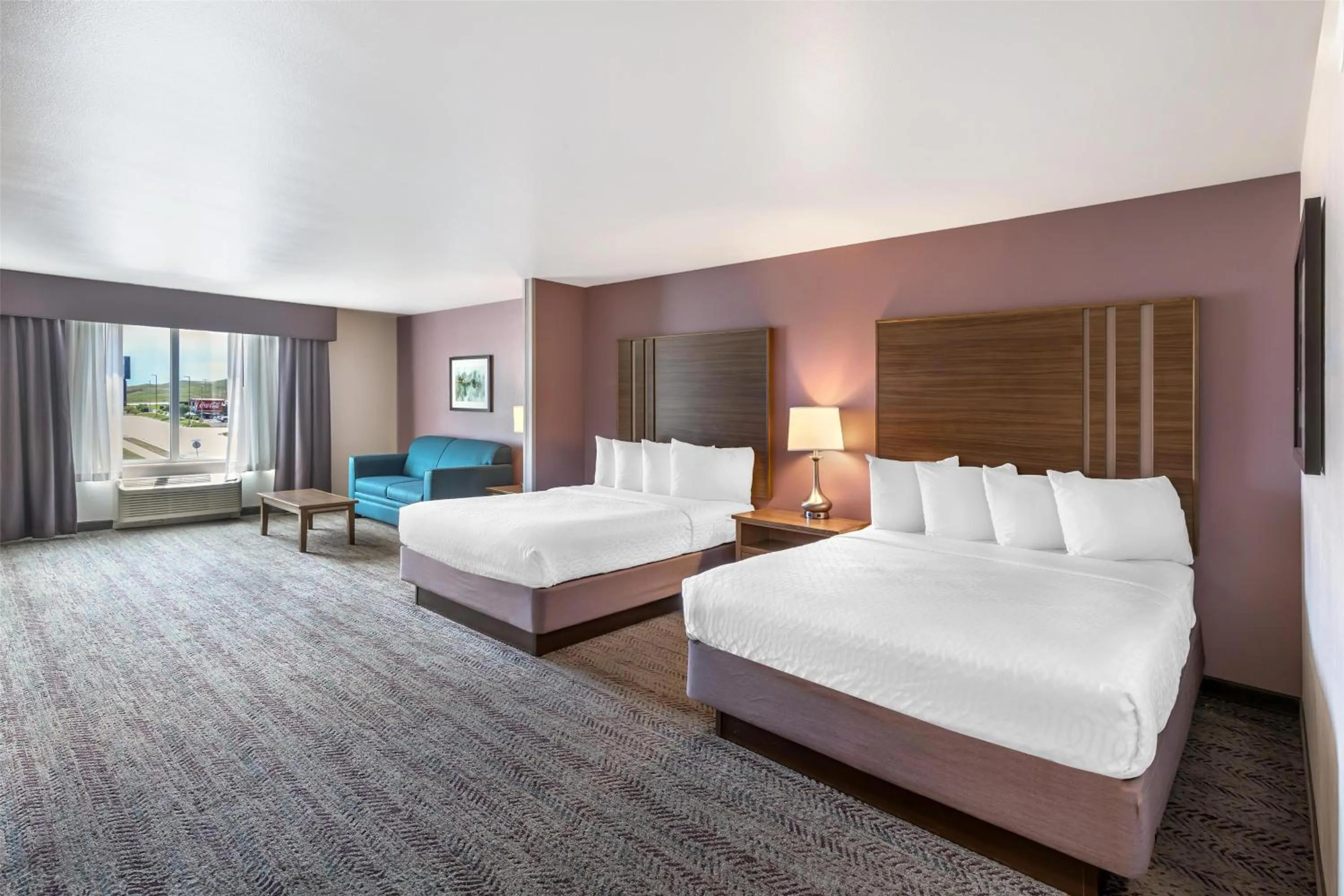 Photo of the whole room, Bed in Best Western Plus Rapid City Rushmore