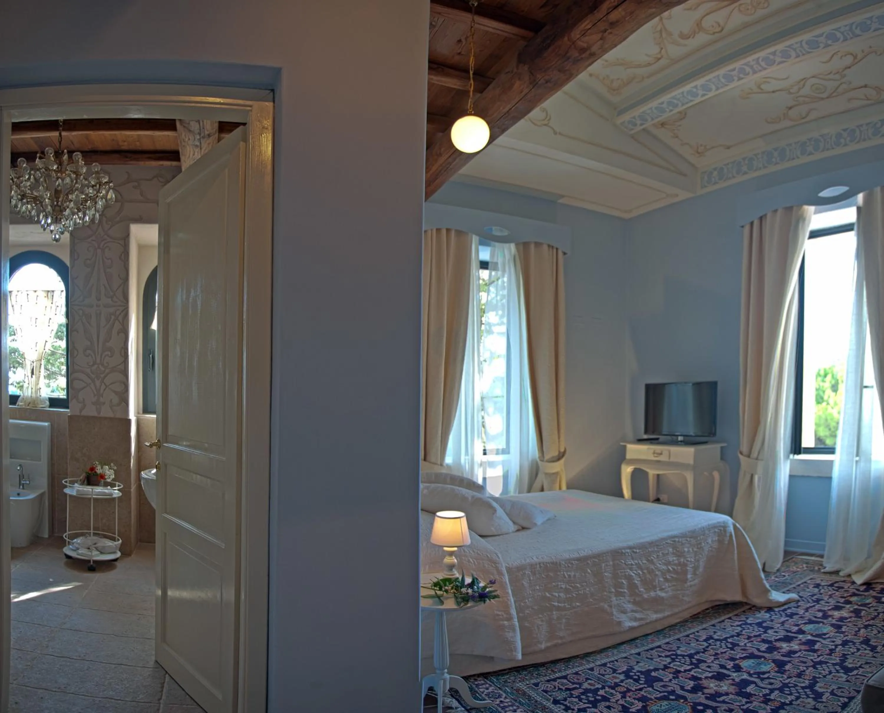 Photo of the whole room, Bed in La Gabelletta