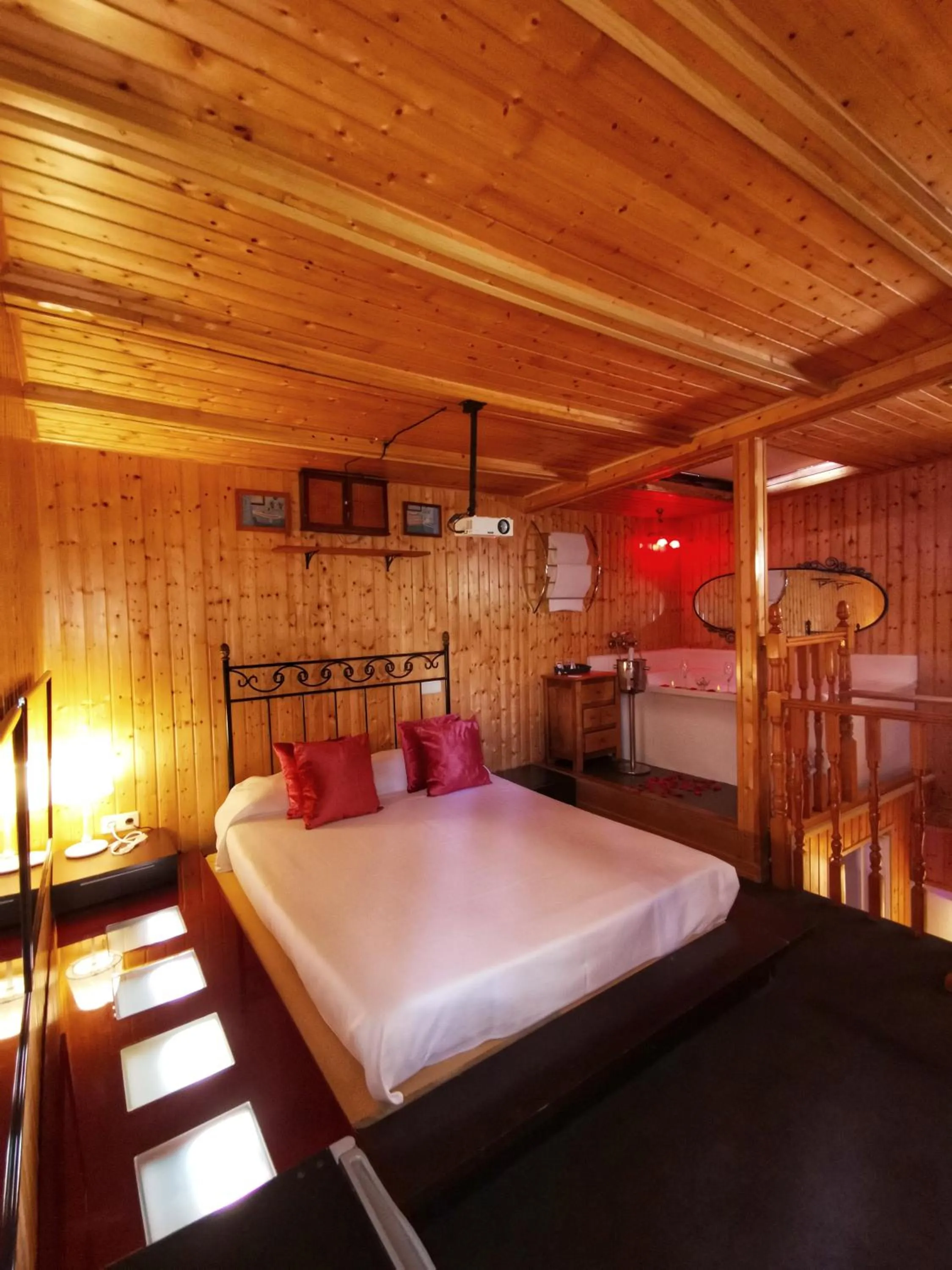 Photo of the whole room, Bed in Tu Mansión