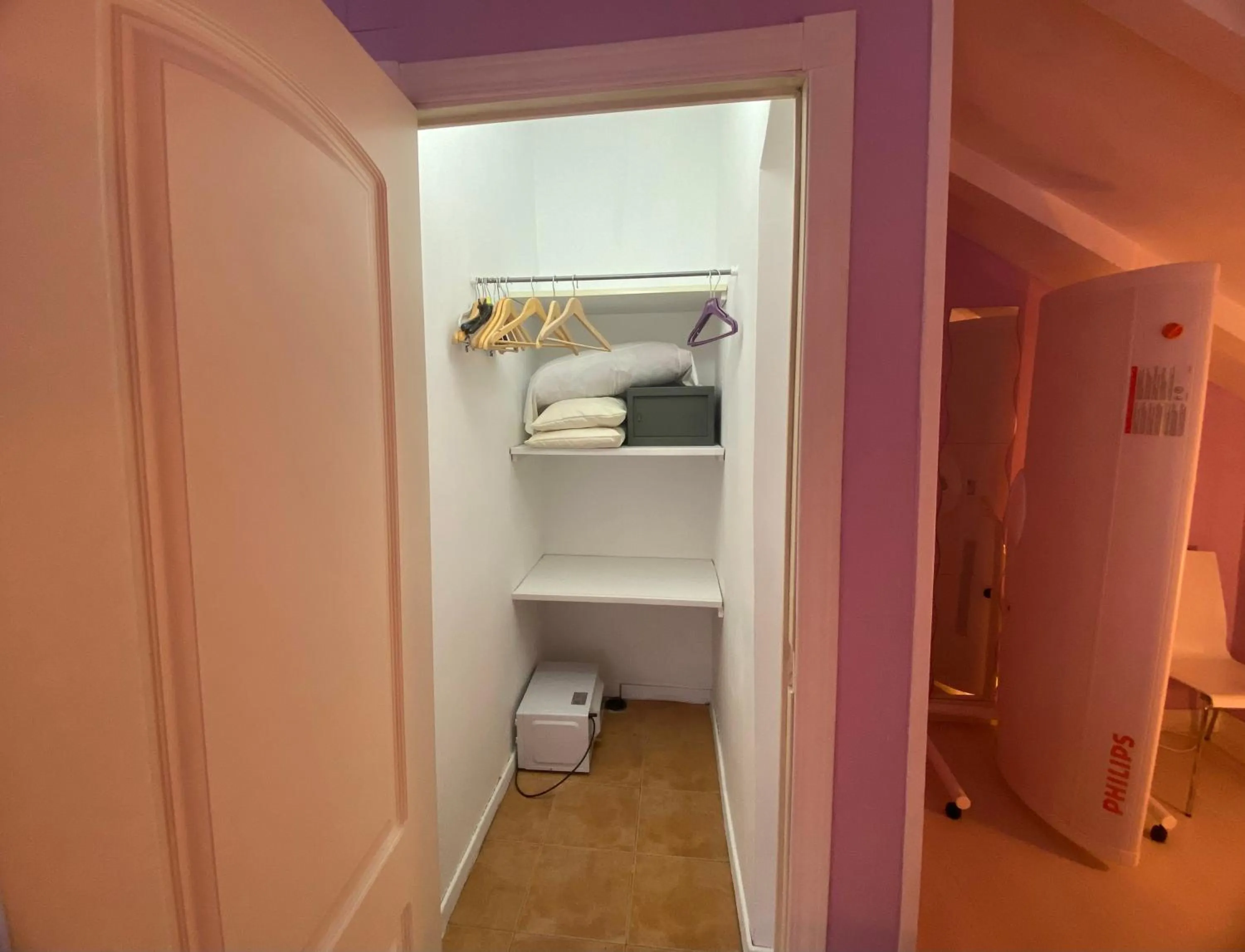 wardrobe in Tu Mansión