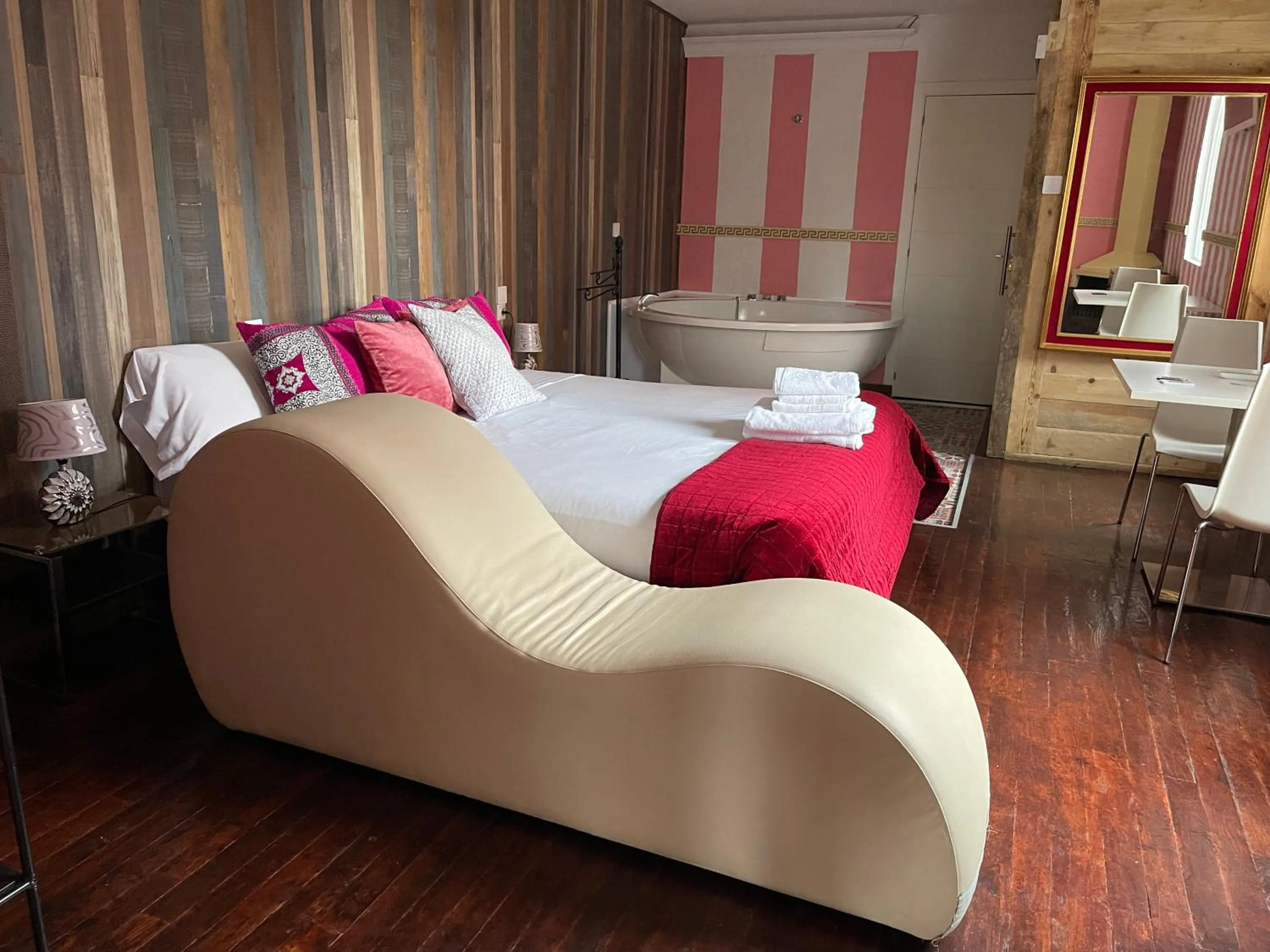 Photo of the whole room, Bed in Tu Mansión