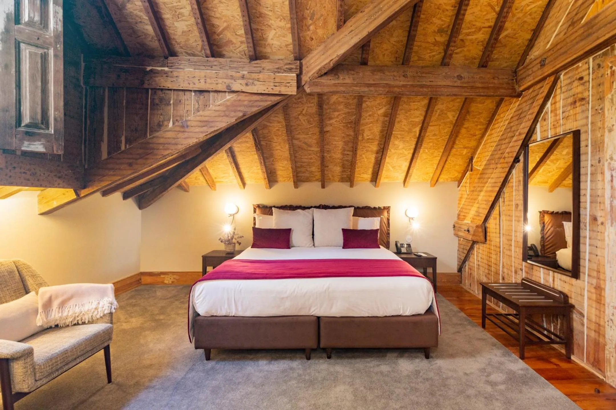 Bedroom, Bed in Marquês Garden House by Olivia