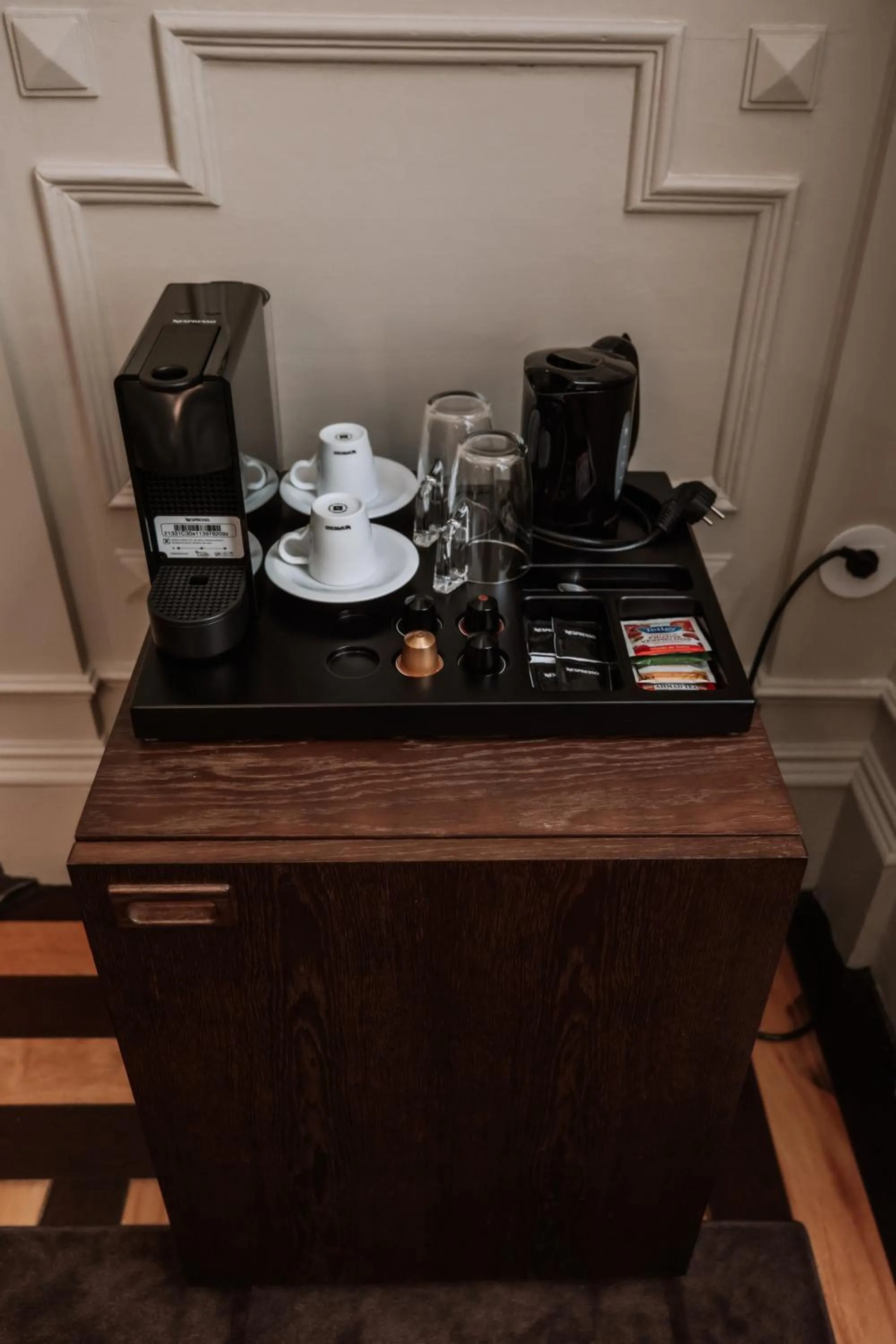 Coffee/tea facilities in Marquês Garden House by Olivia