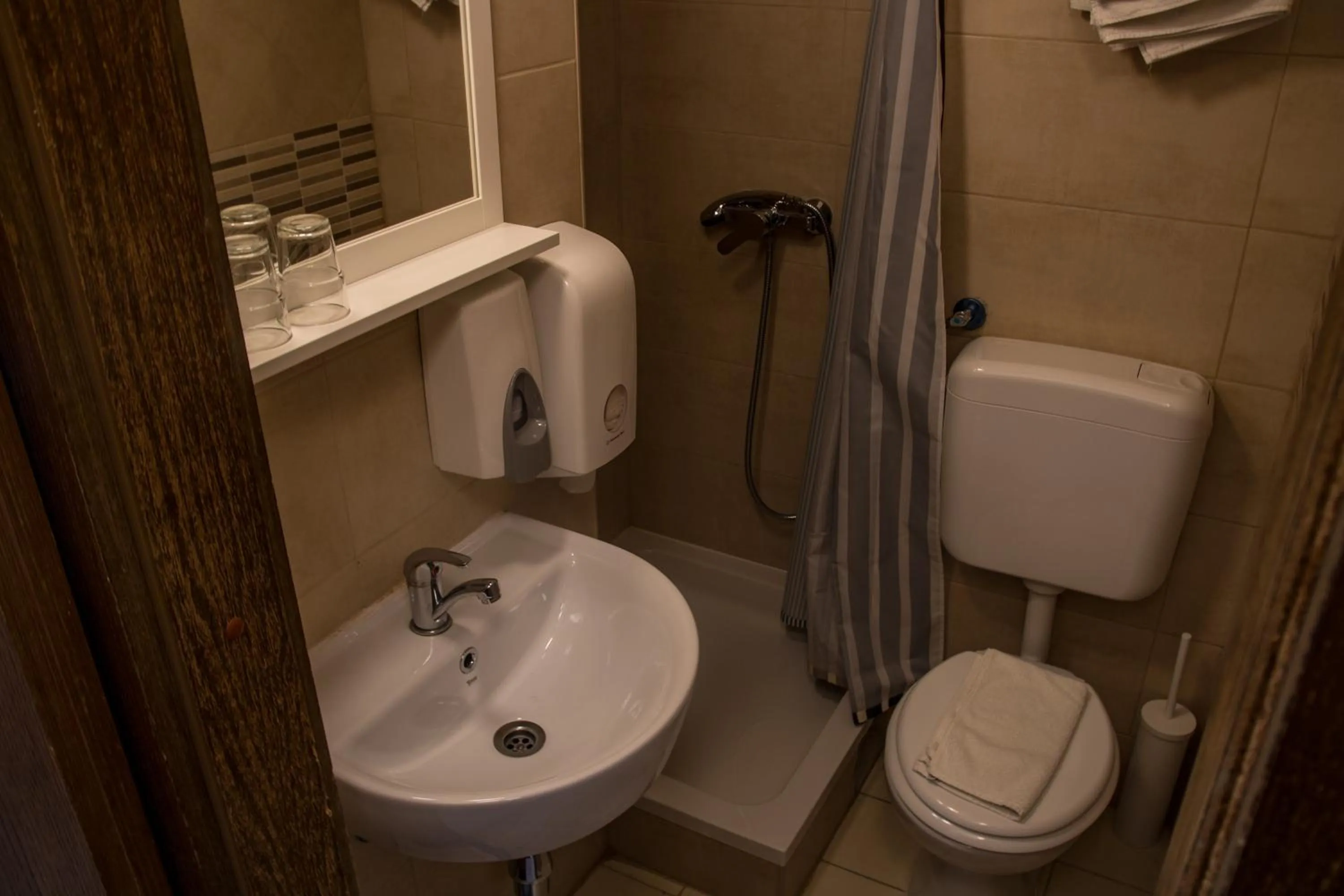 Bathroom in HI Hostel Zagreb