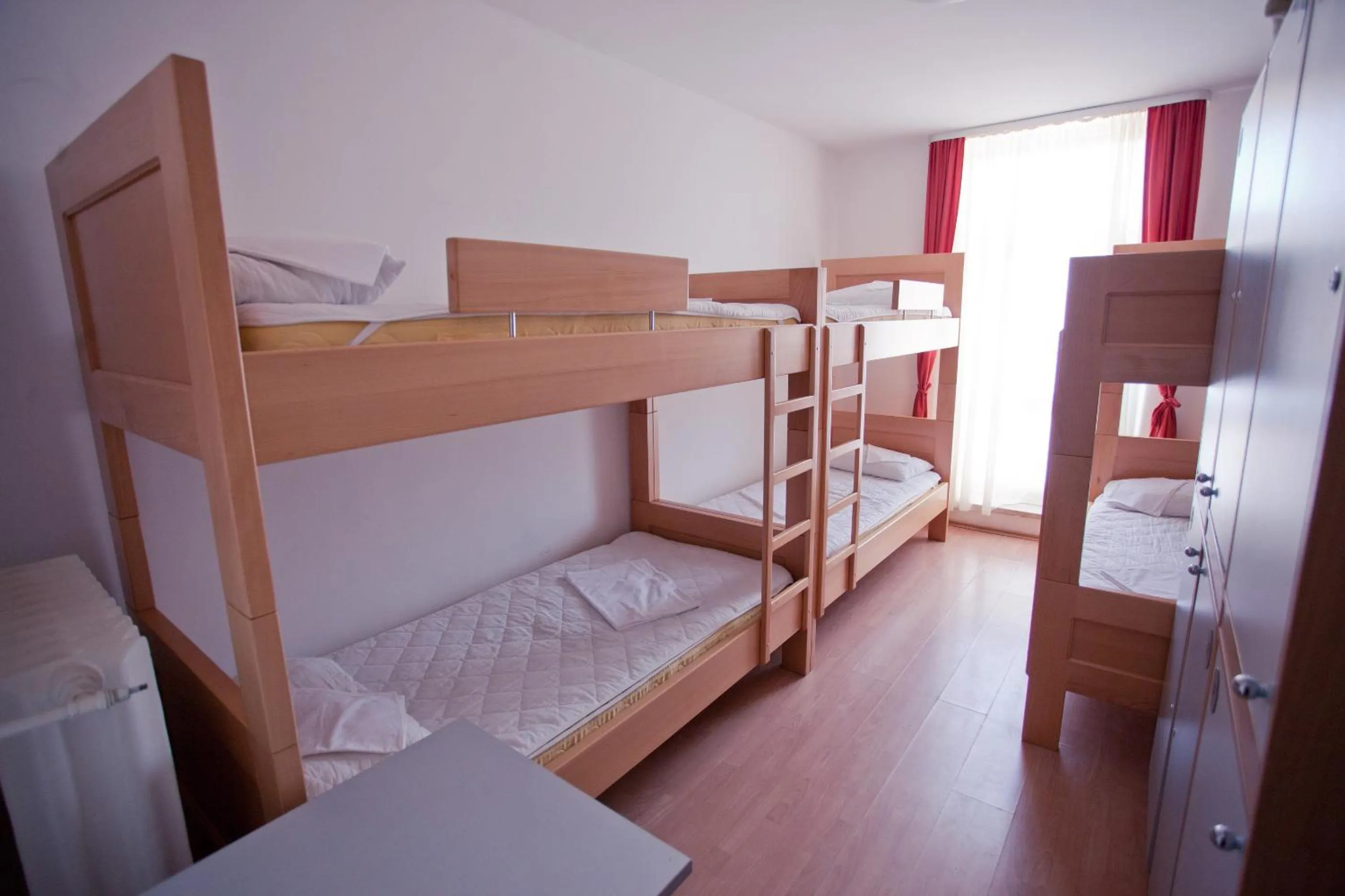 Photo of the whole room, Bed in HI Hostel Zagreb