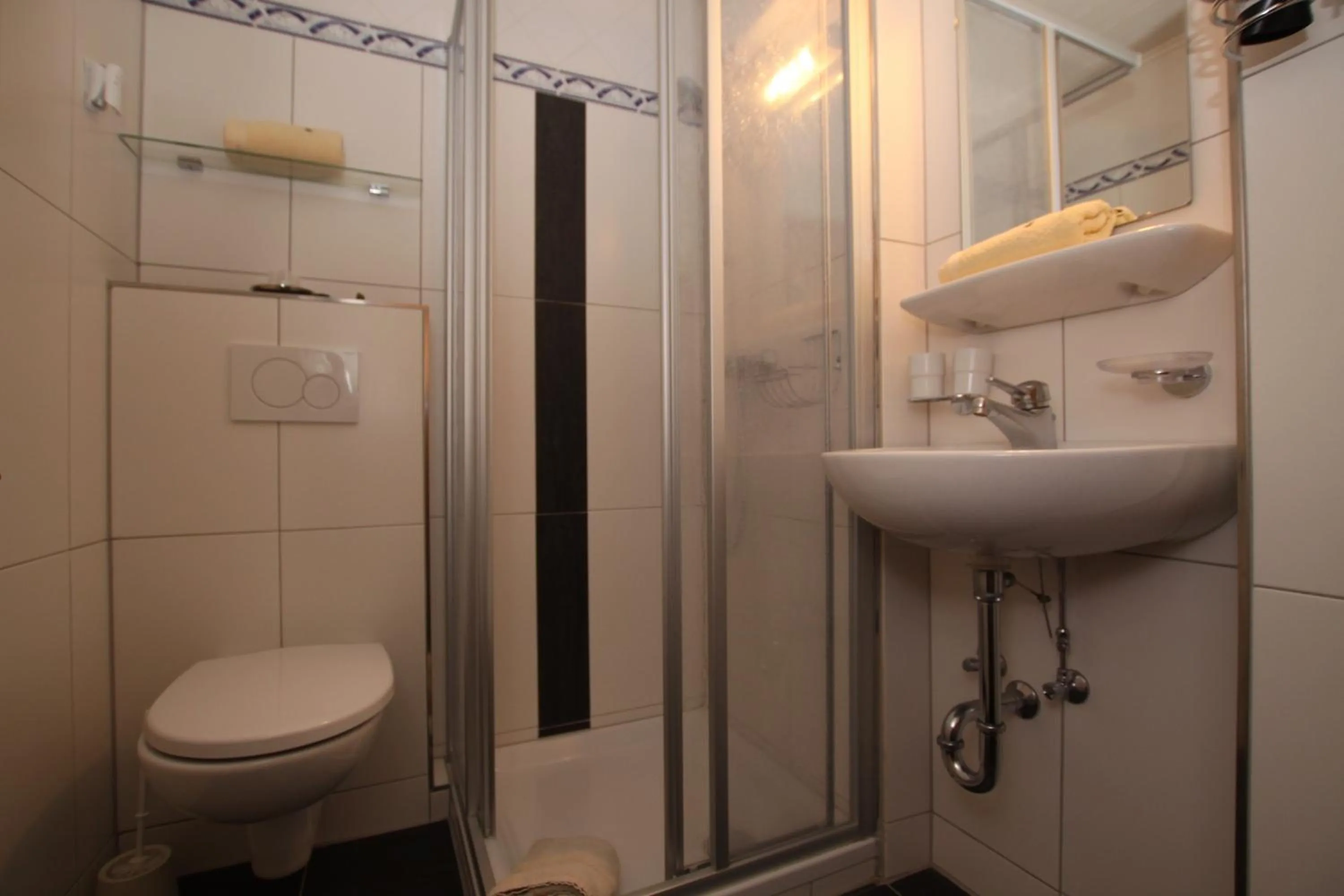 Bathroom in Pension Garni Gerhard