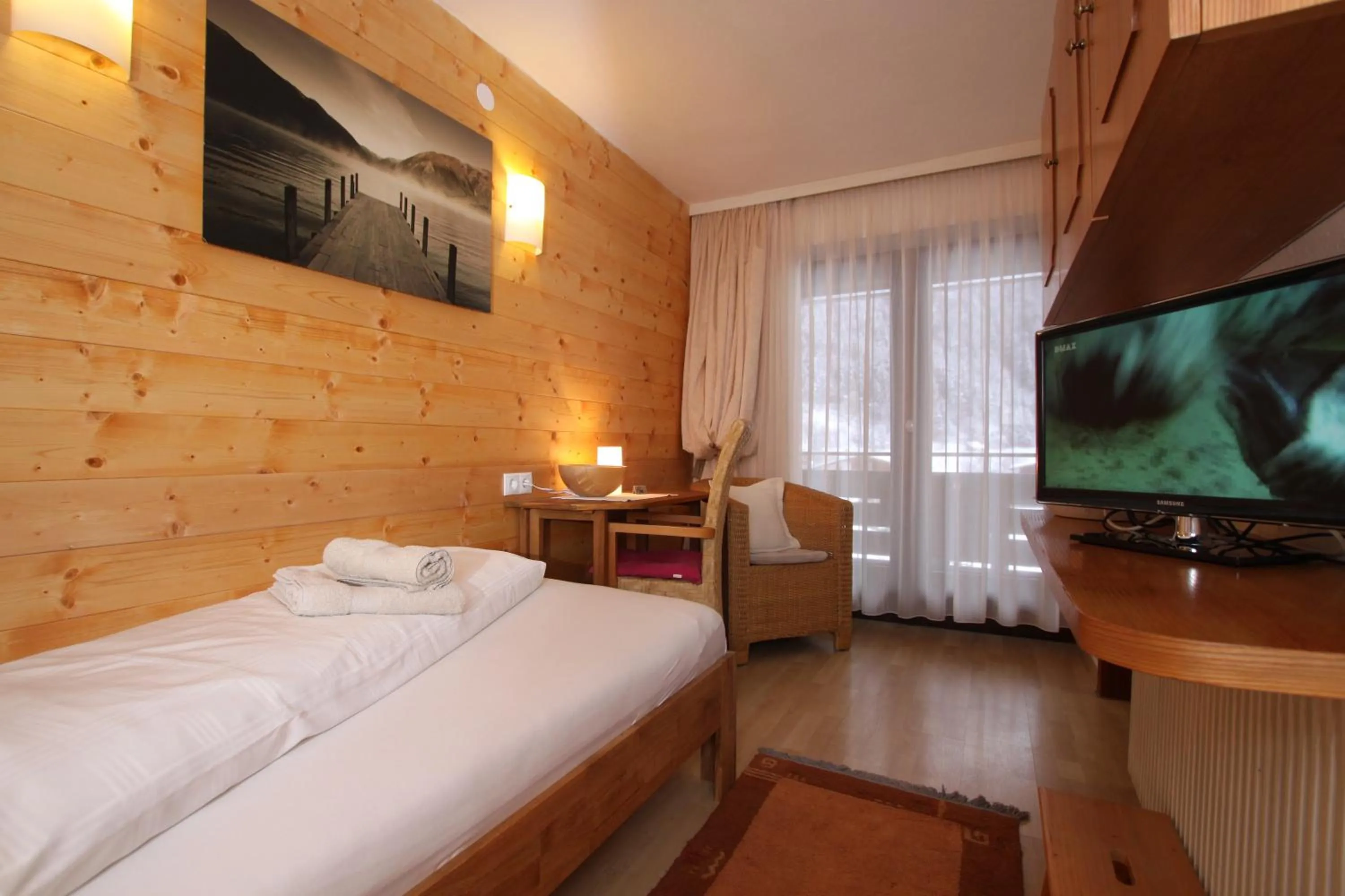 Photo of the whole room, Bed in Pension Garni Gerhard